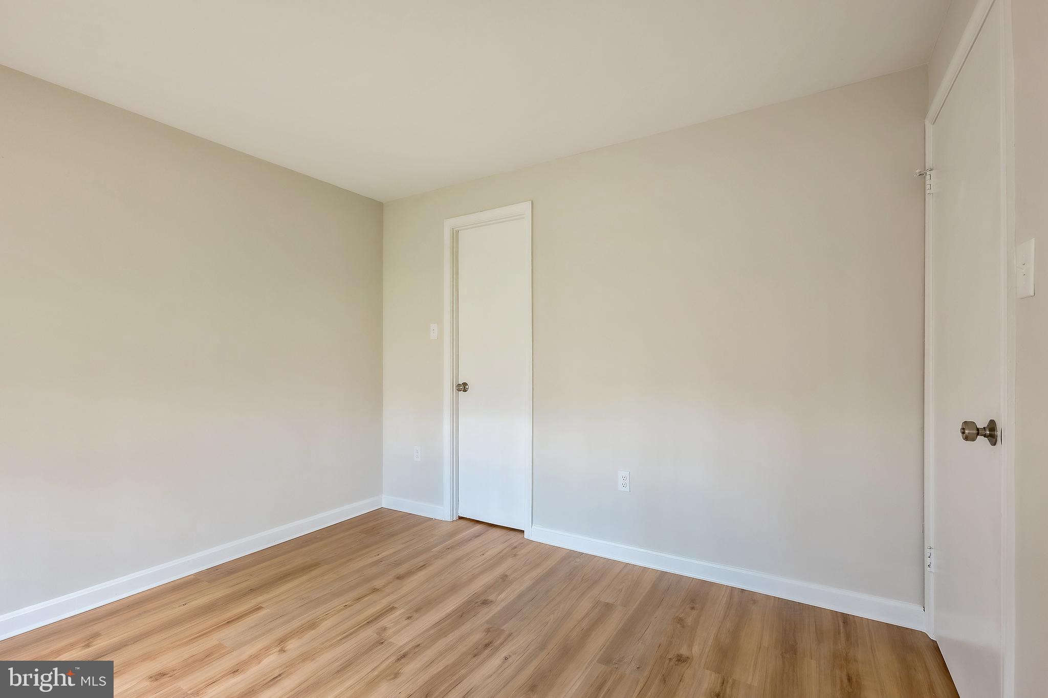 SILVER SPRING - Residential Lease