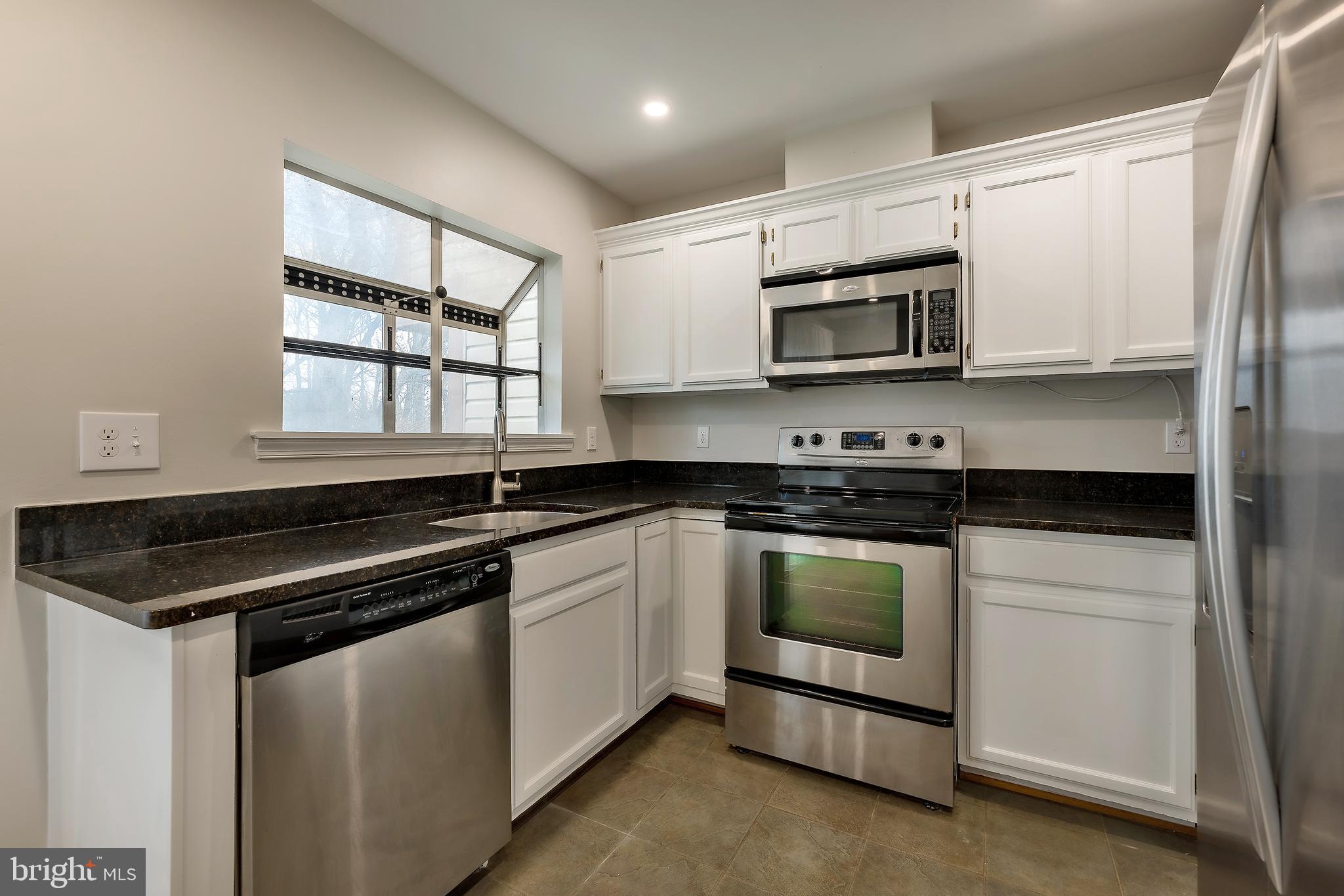 SILVER SPRING - Residential Lease