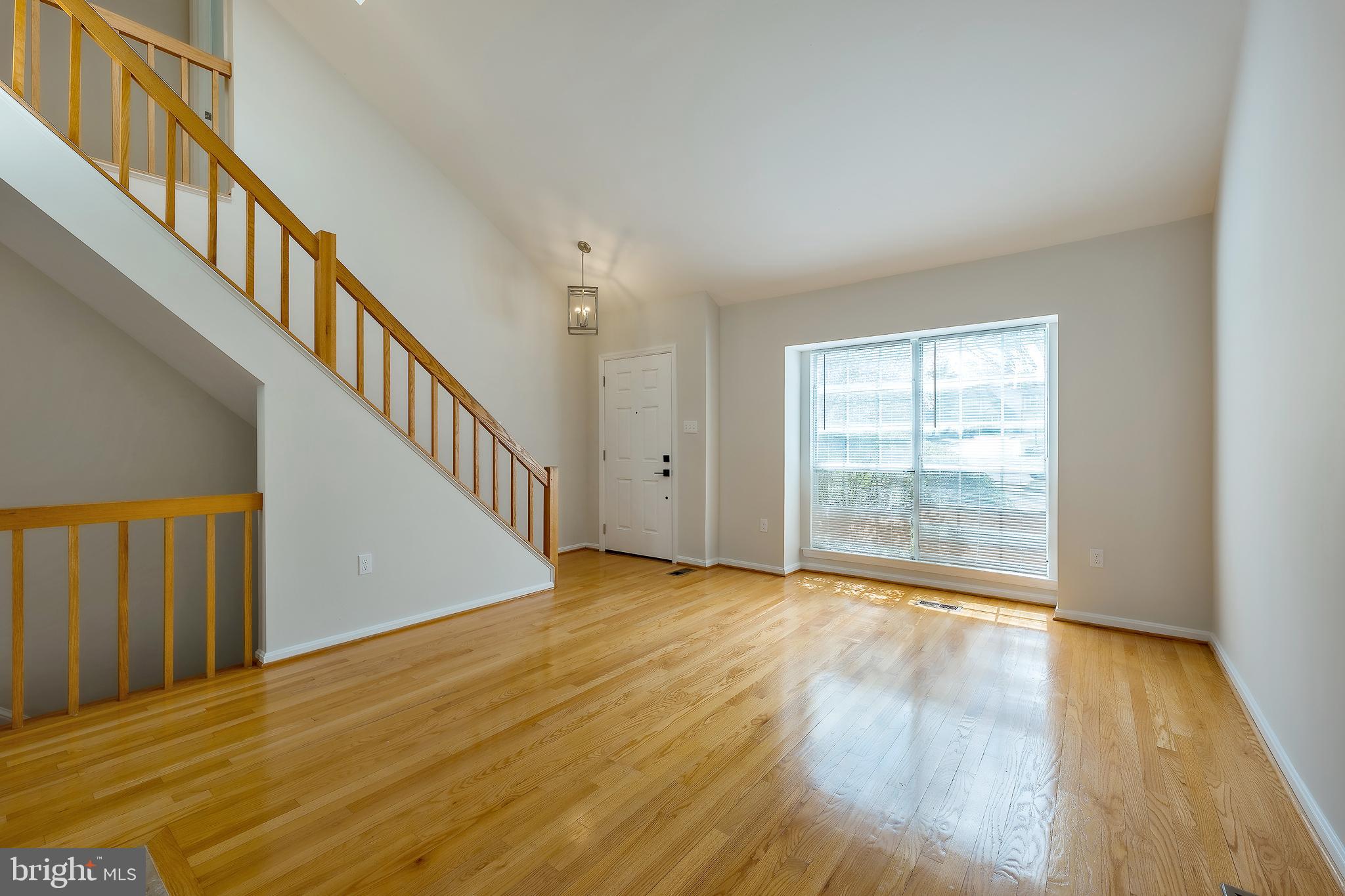 SILVER SPRING - Residential Lease