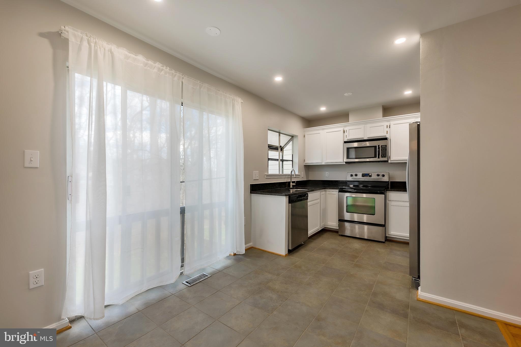 SILVER SPRING - Residential Lease