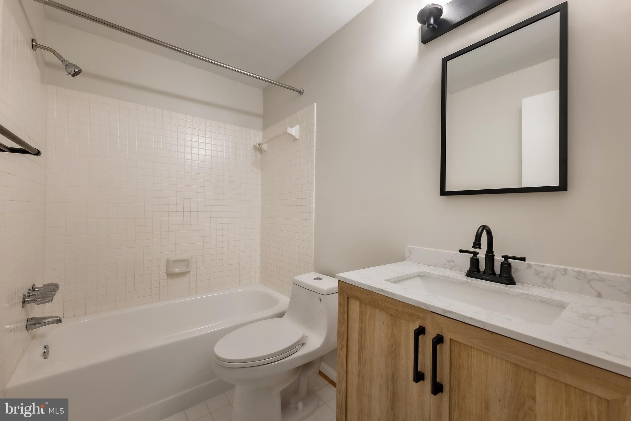 SILVER SPRING - Residential Lease