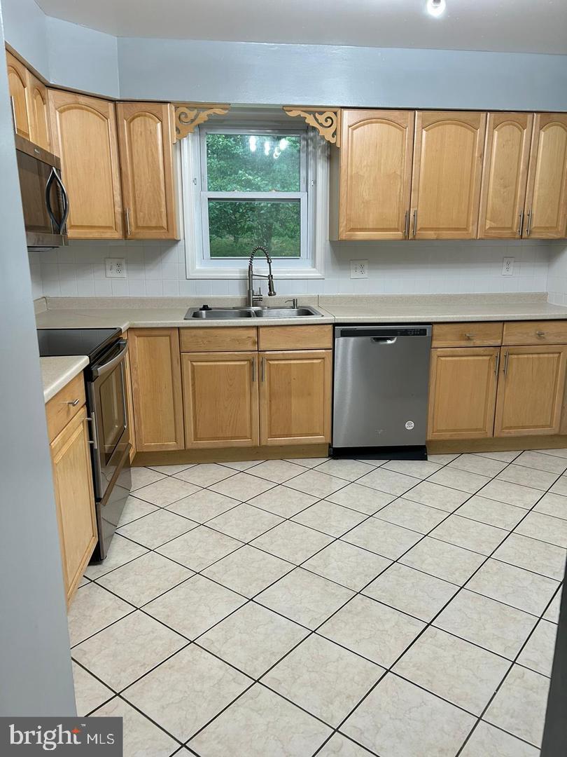 CALTOR MANOR - Residential