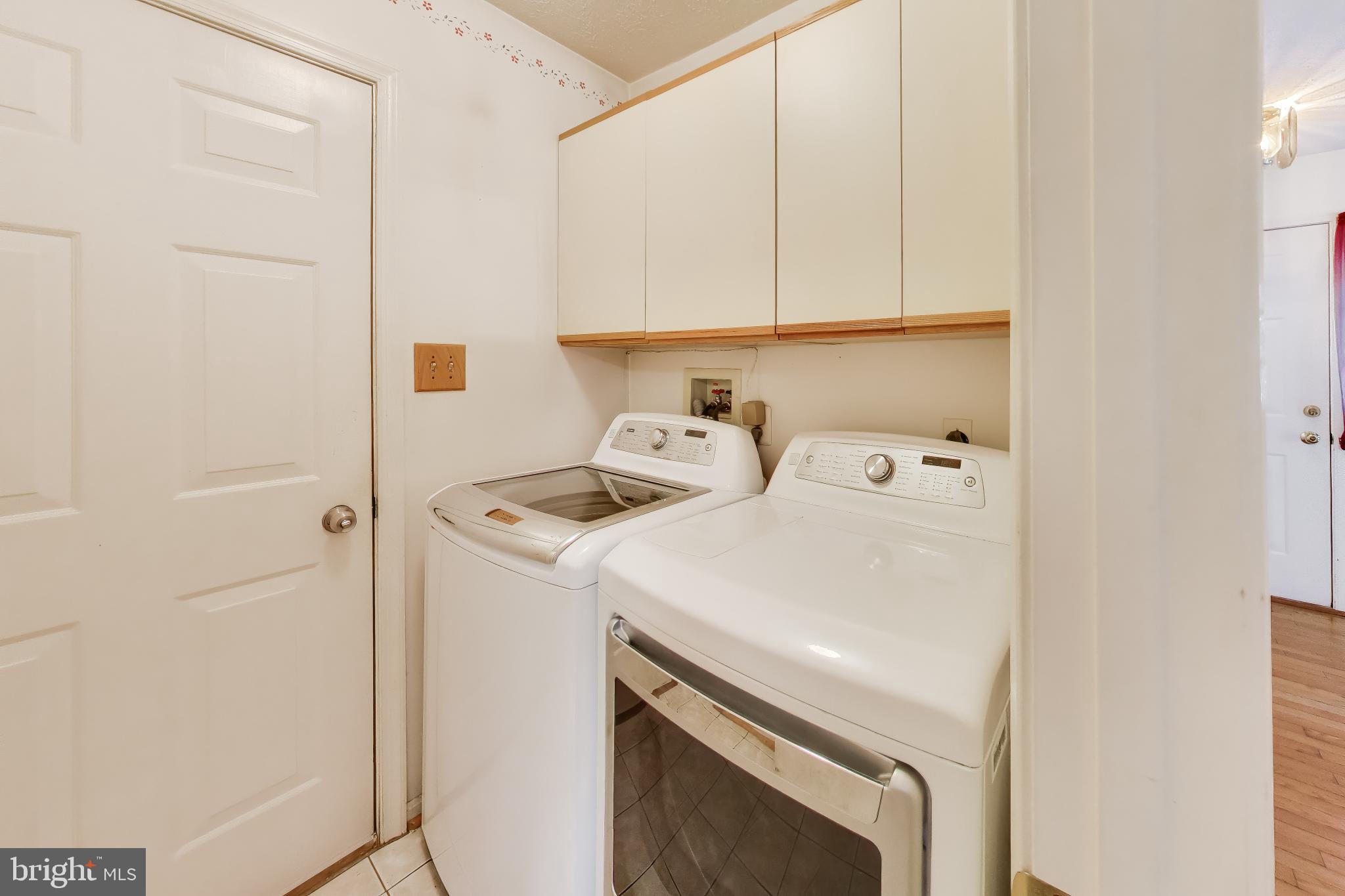 SHANNON SQUARE - Residential
