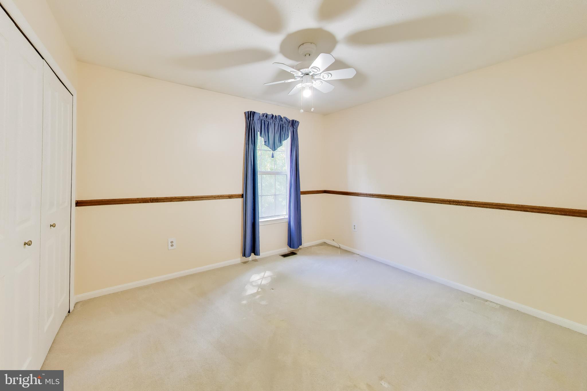 SHANNON SQUARE - Residential