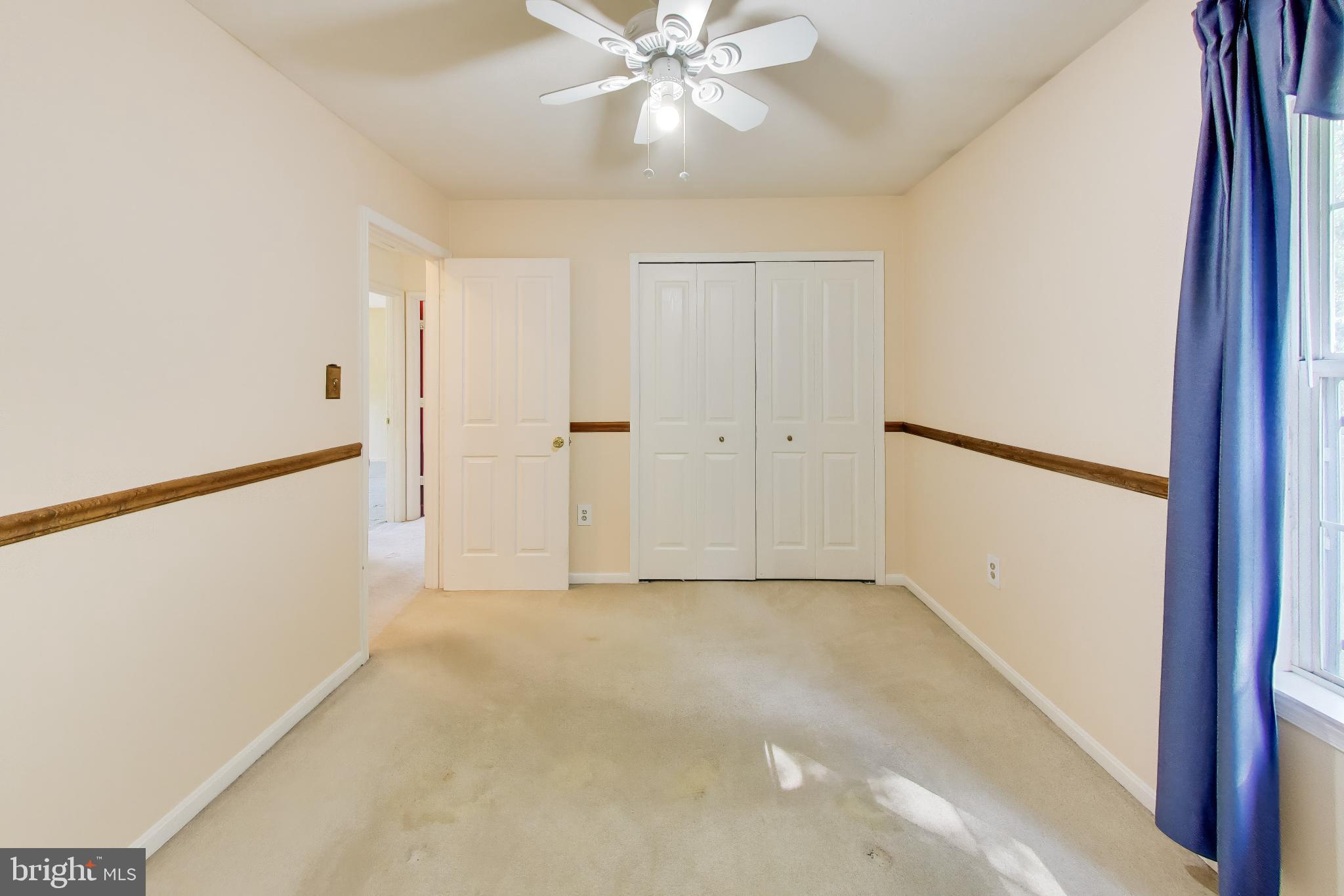 SHANNON SQUARE - Residential