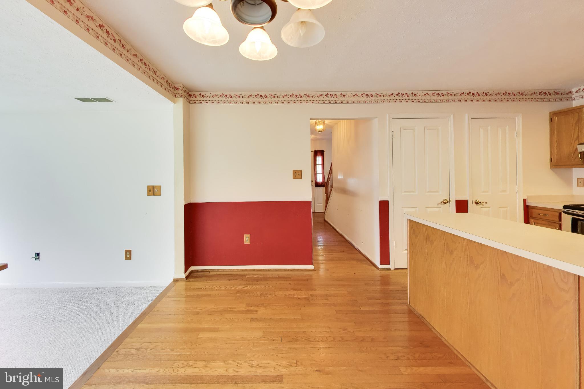 SHANNON SQUARE - Residential