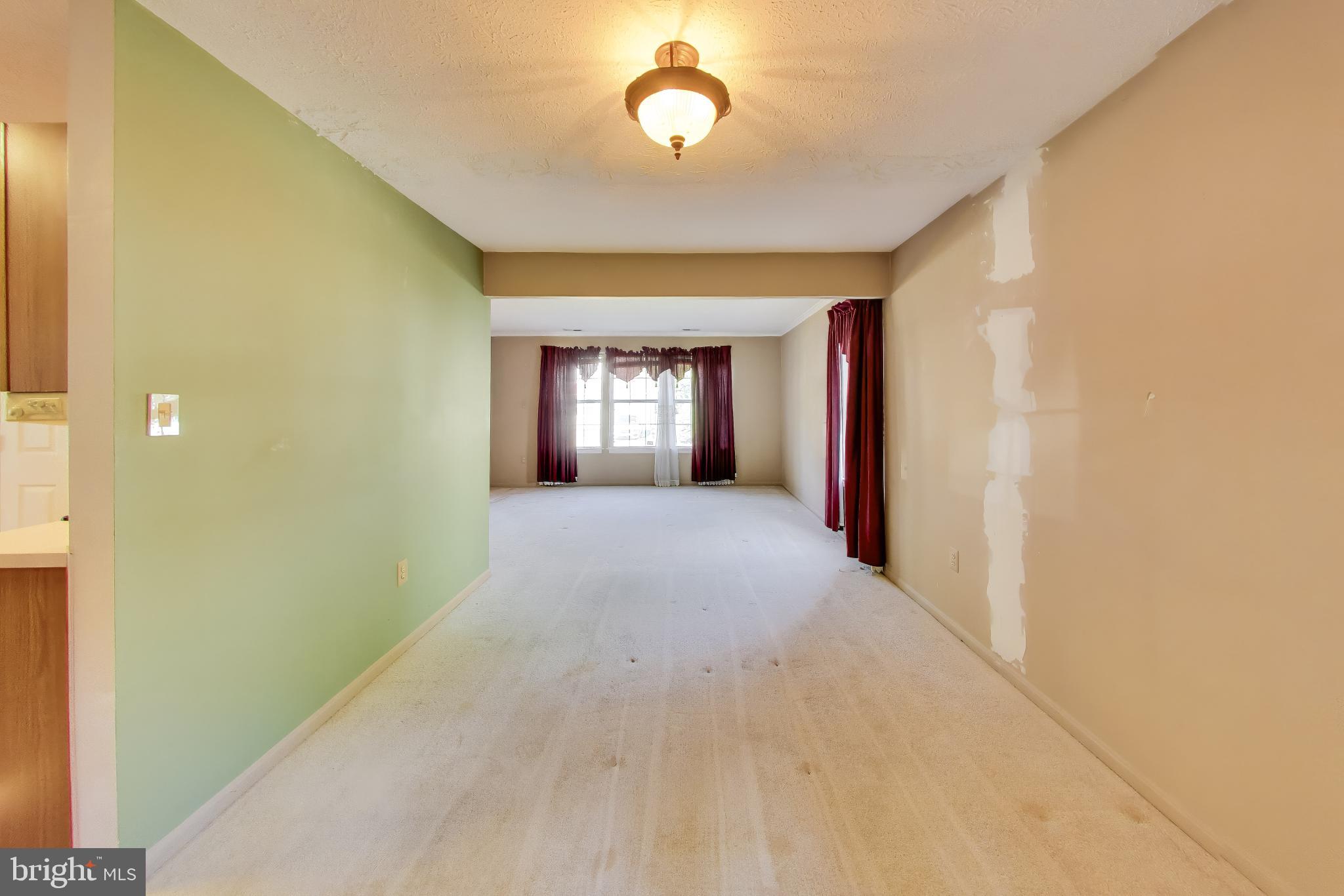 SHANNON SQUARE - Residential