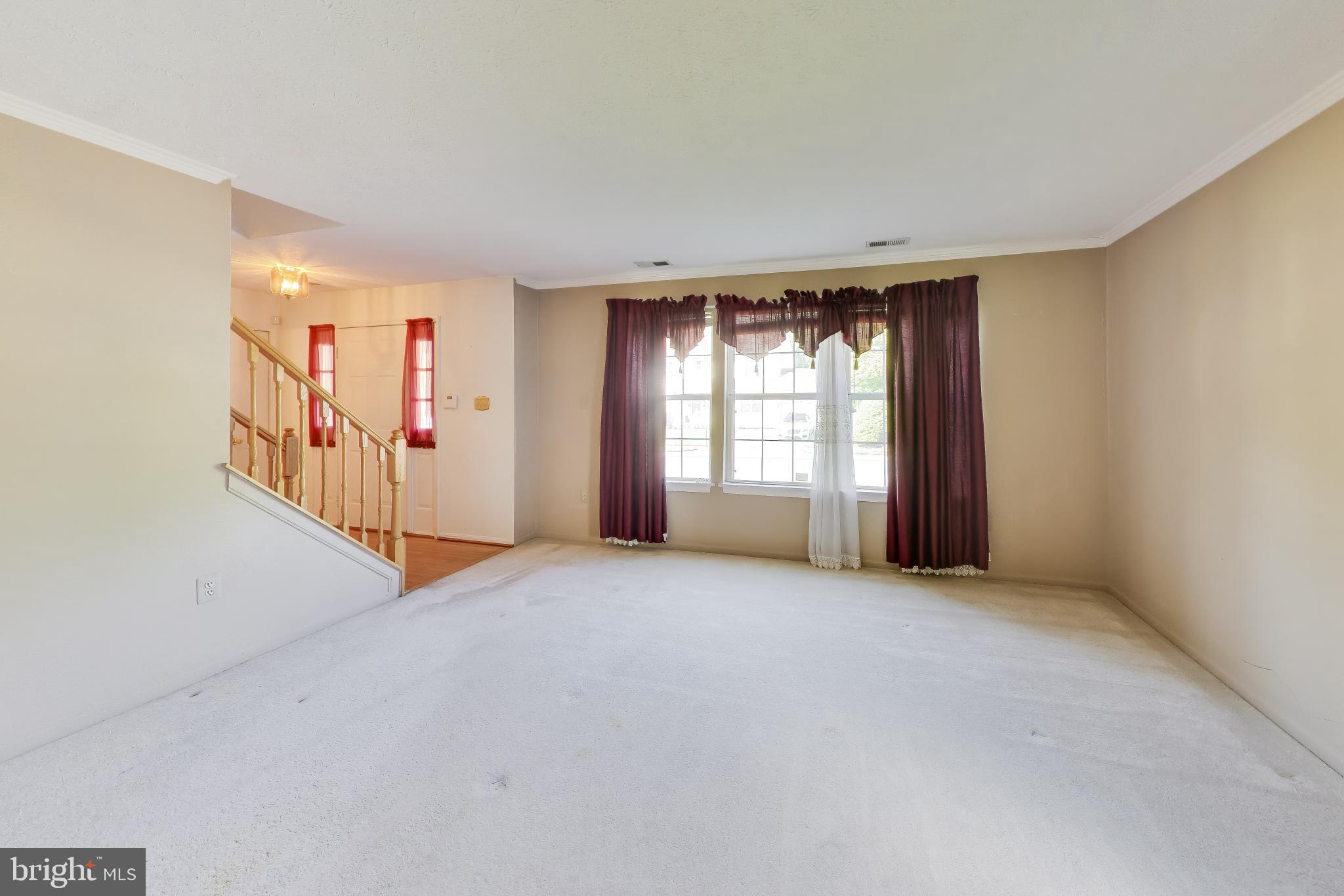 SHANNON SQUARE - Residential