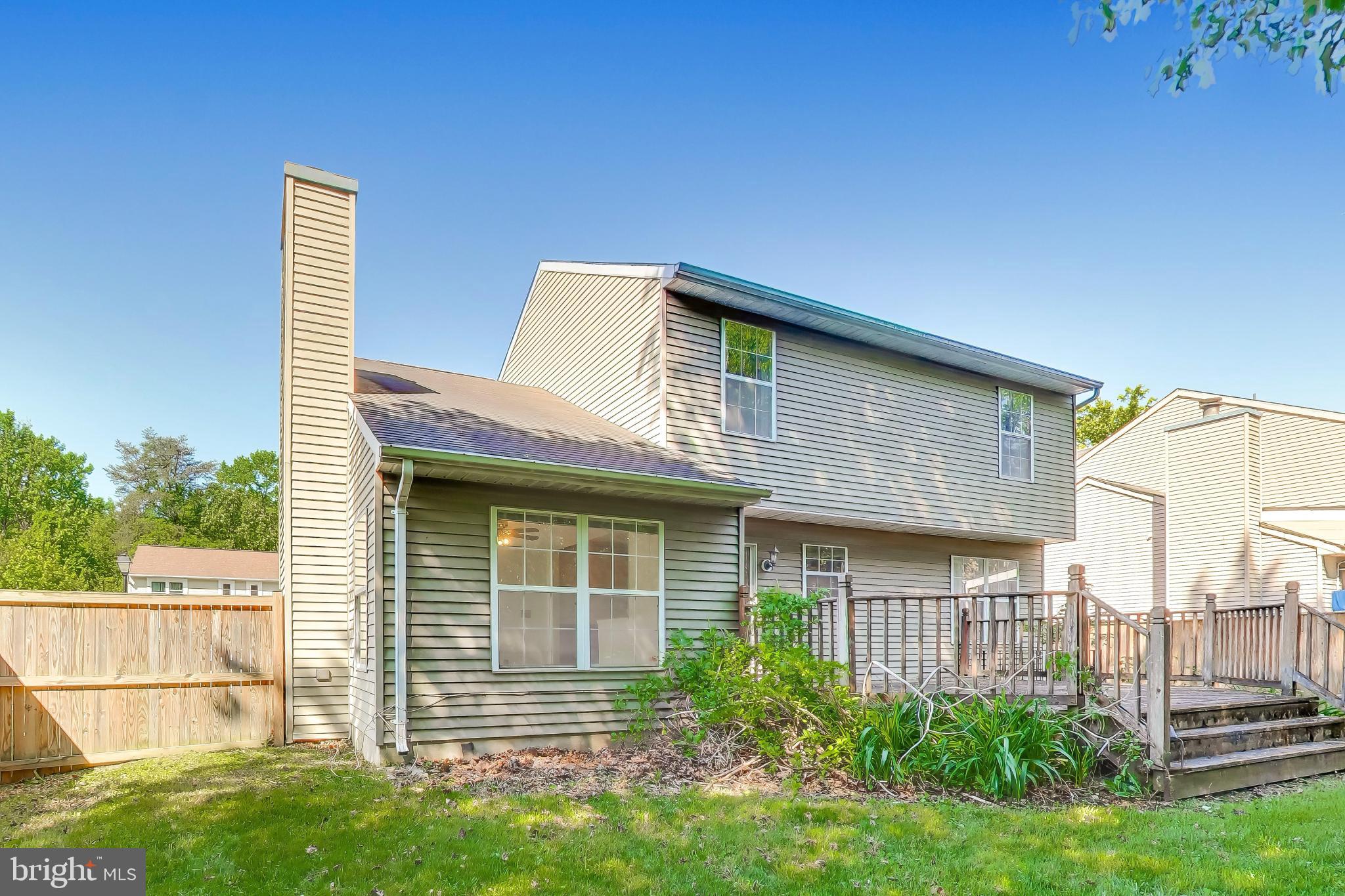 SHANNON SQUARE - Residential