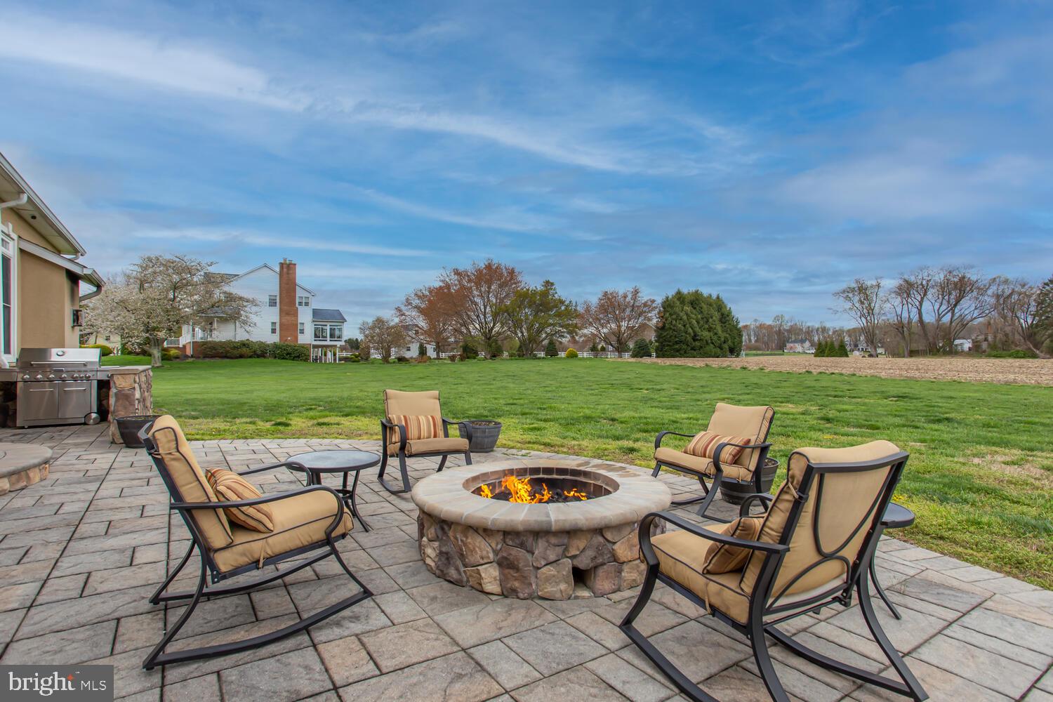 REGULARS - Residential