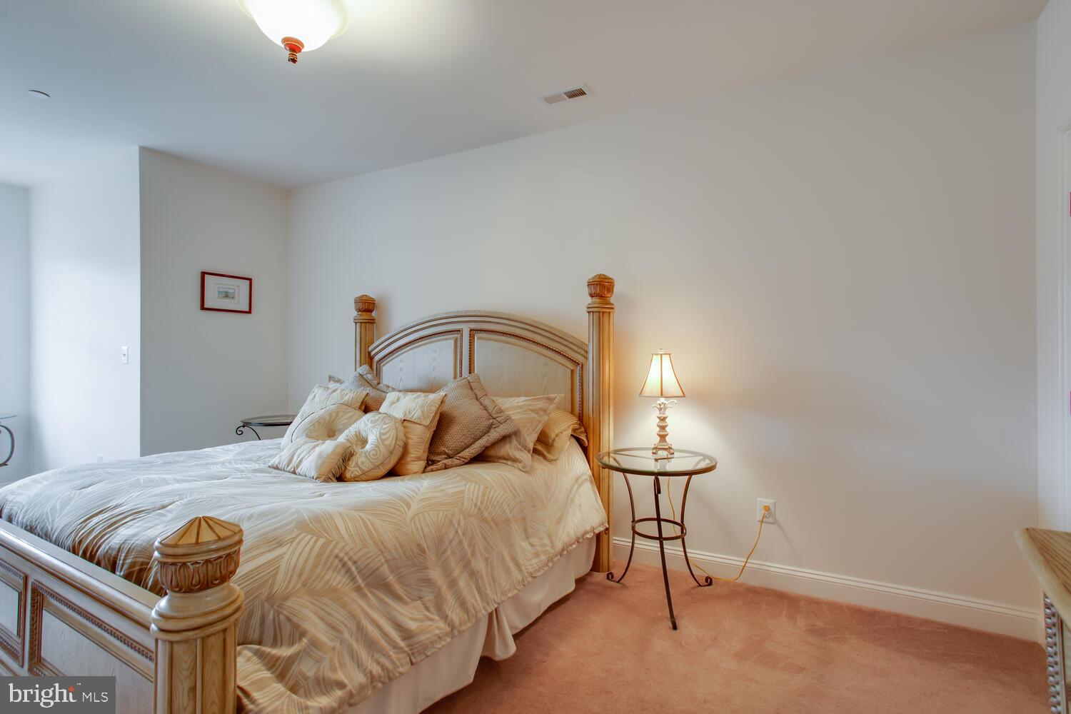 REGULARS - Residential