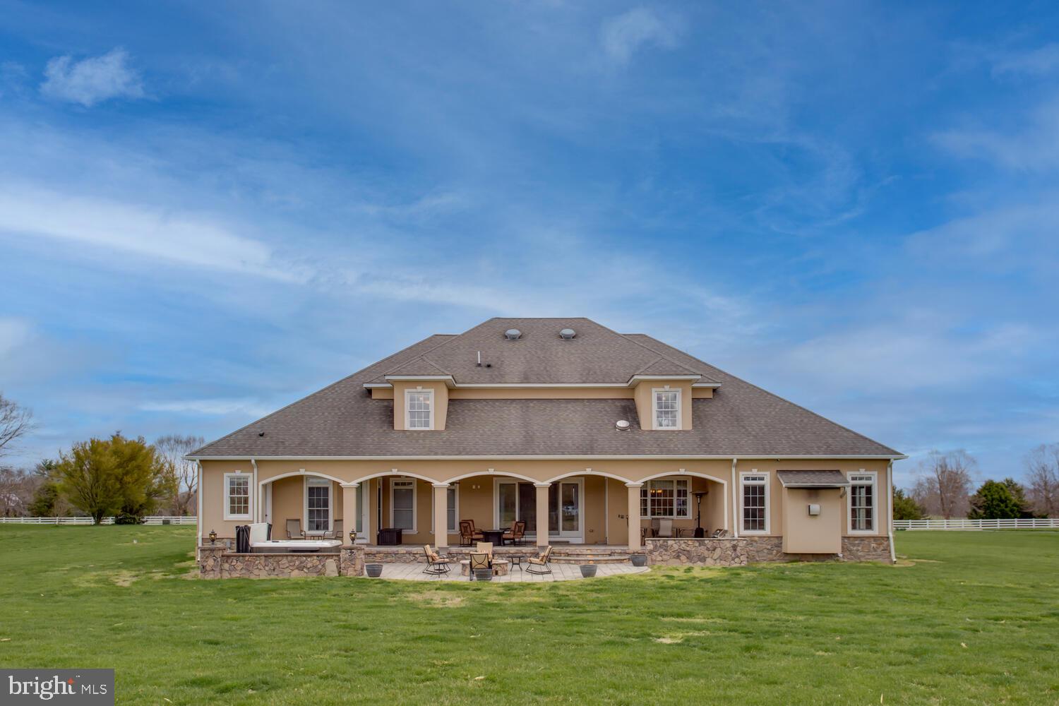 REGULARS - Residential