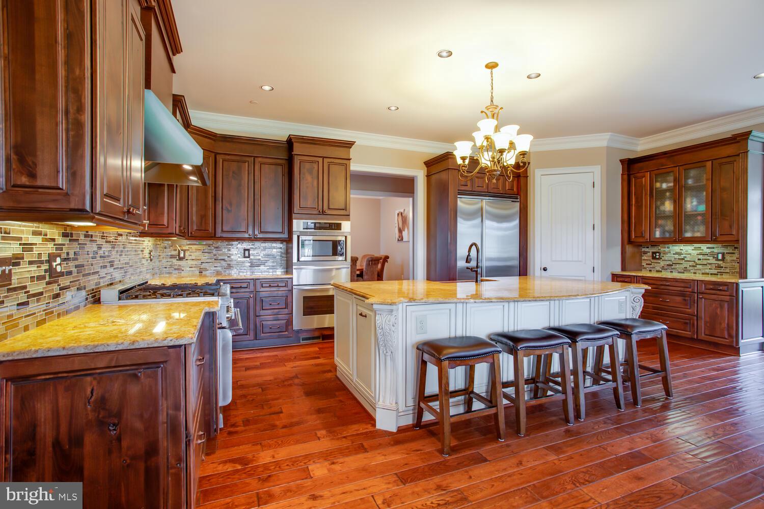 REGULARS - Residential