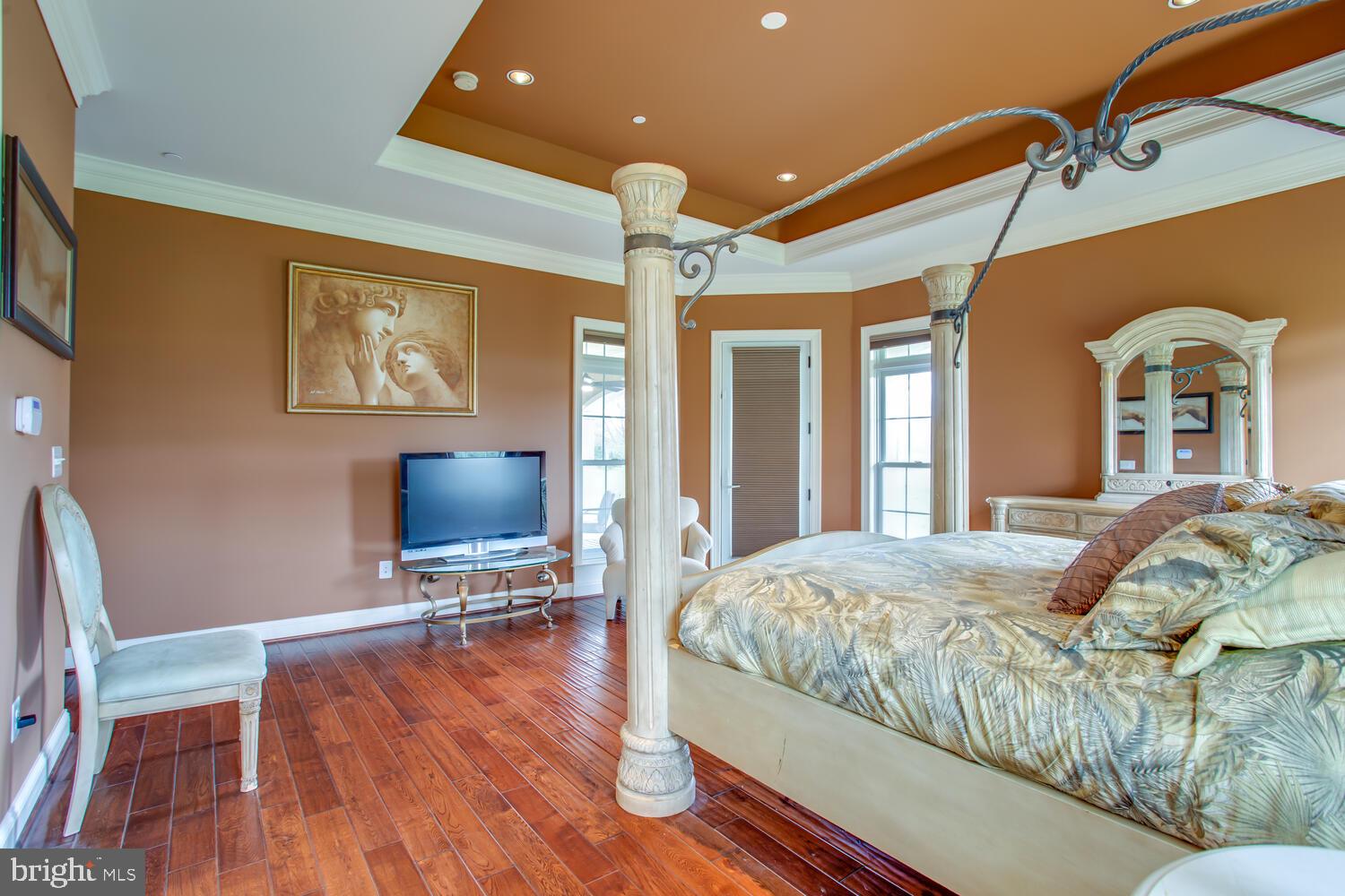 REGULARS - Residential