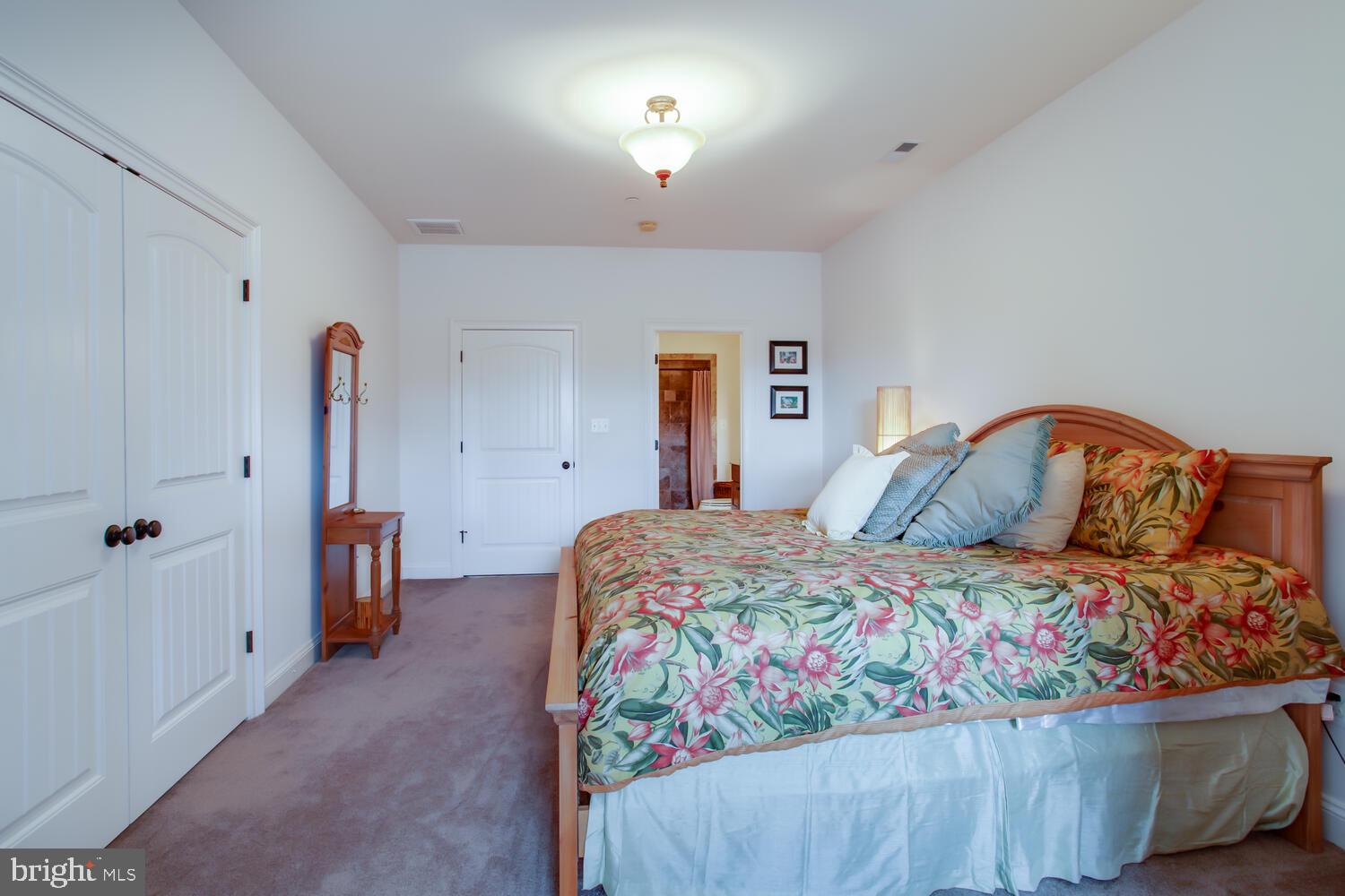 REGULARS - Residential