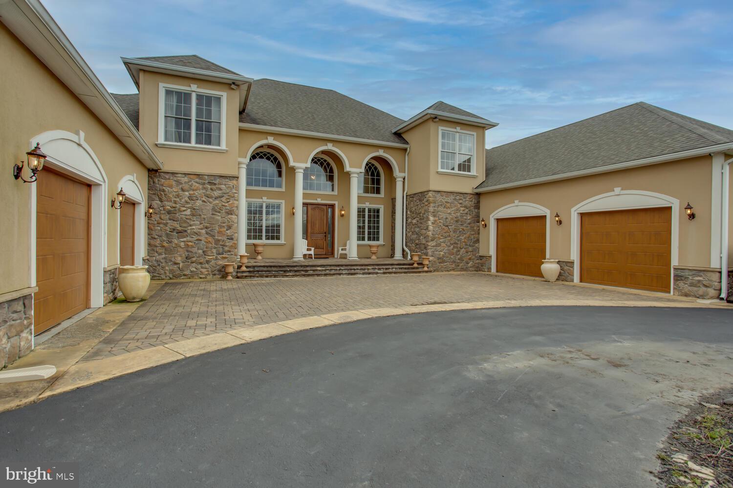 REGULARS - Residential