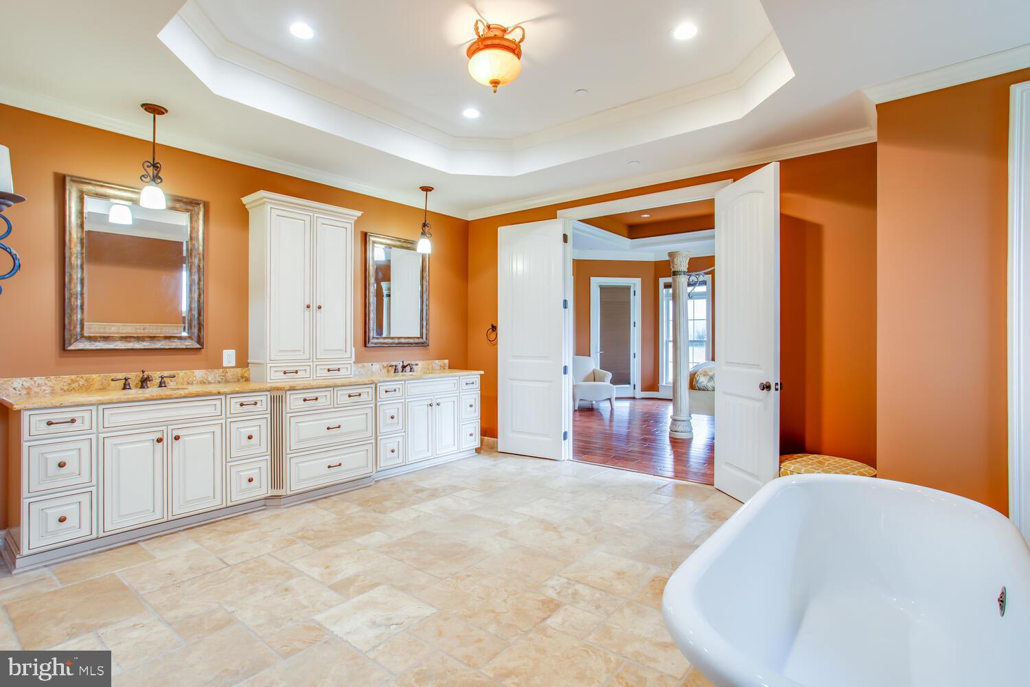 REGULARS - Residential