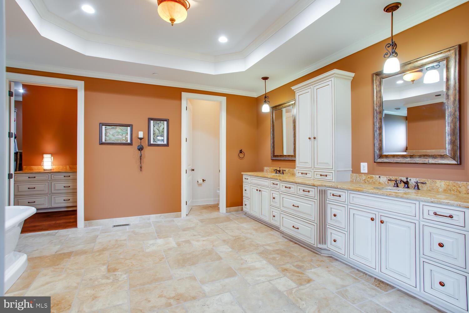 REGULARS - Residential