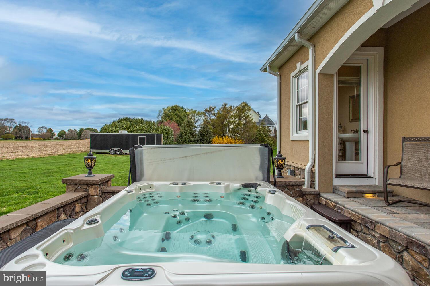 REGULARS - Residential