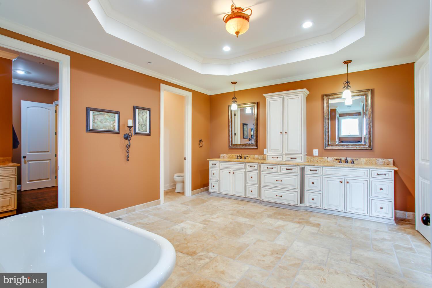 REGULARS - Residential