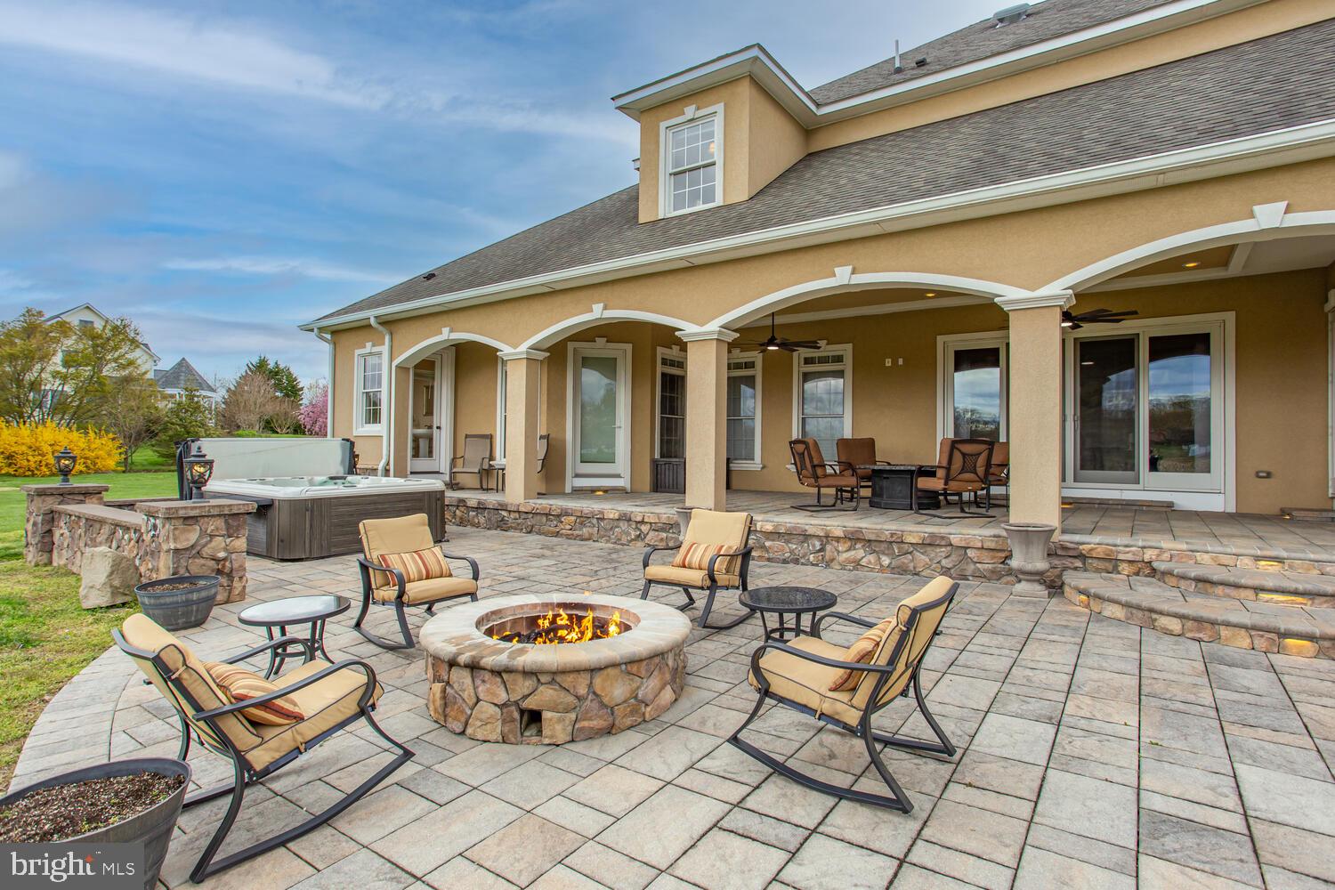 REGULARS - Residential