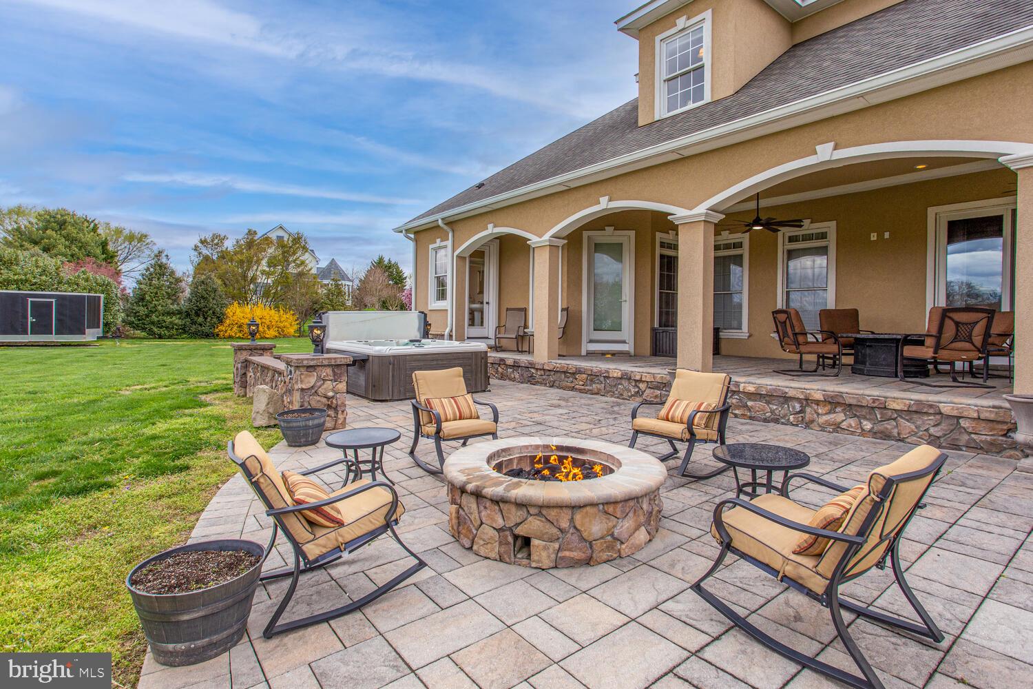 REGULARS - Residential