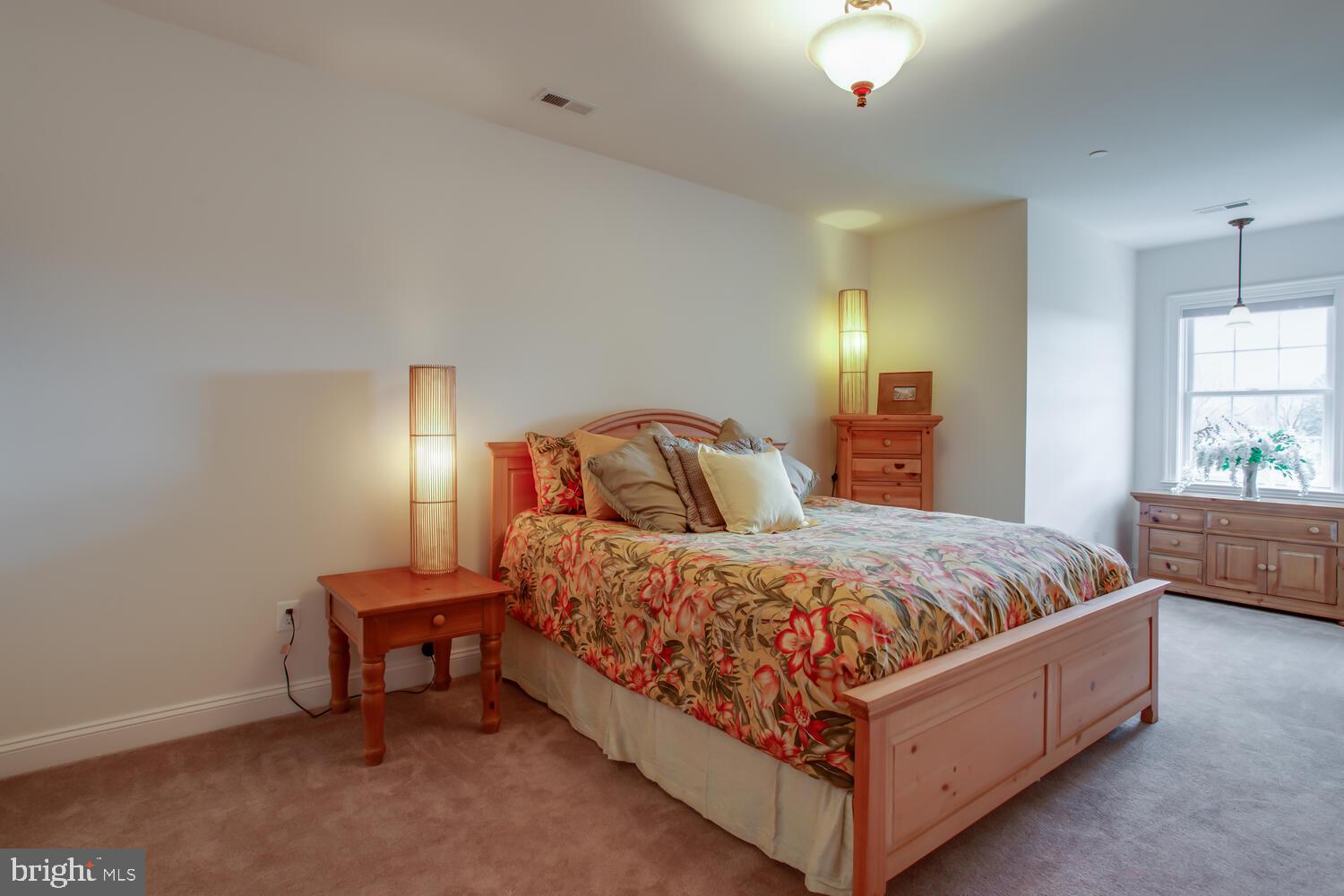 REGULARS - Residential