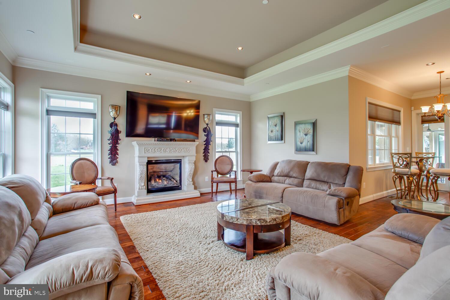 REGULARS - Residential