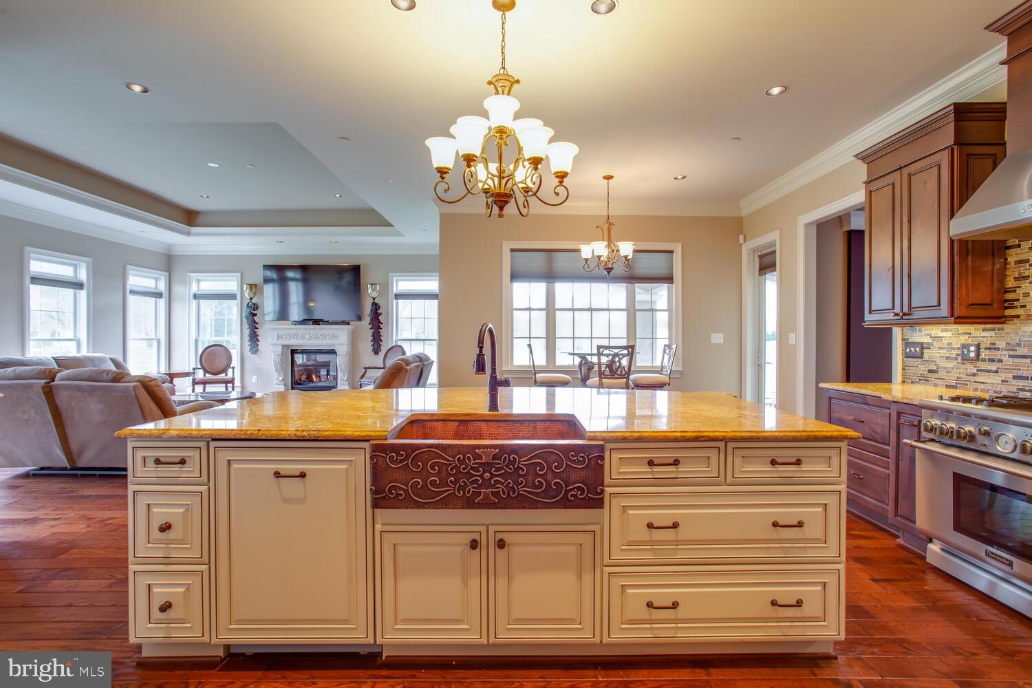 REGULARS - Residential