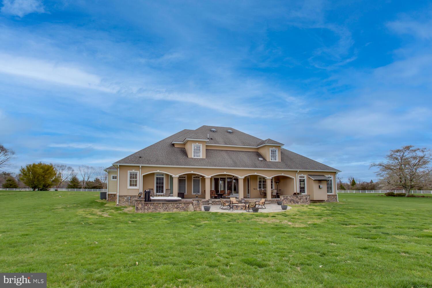 REGULARS - Residential