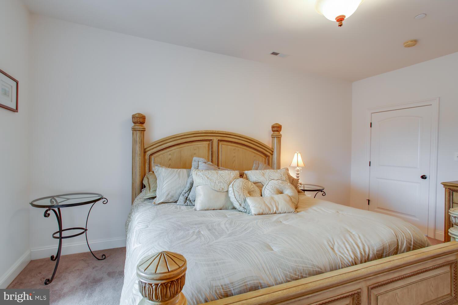 REGULARS - Residential