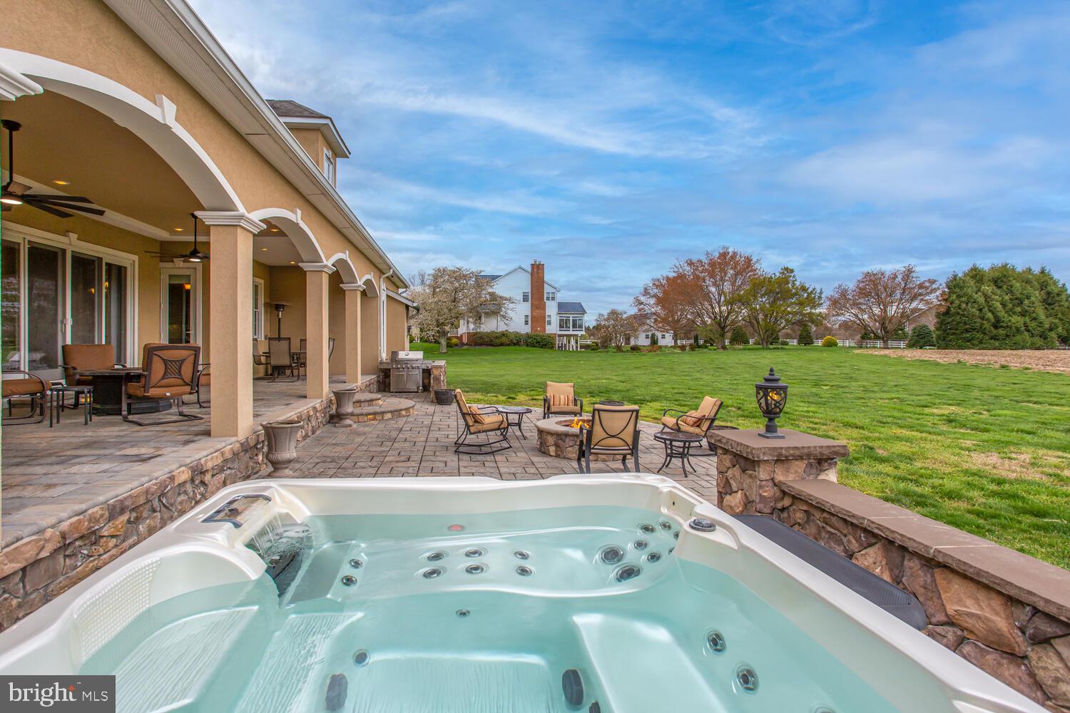 REGULARS - Residential