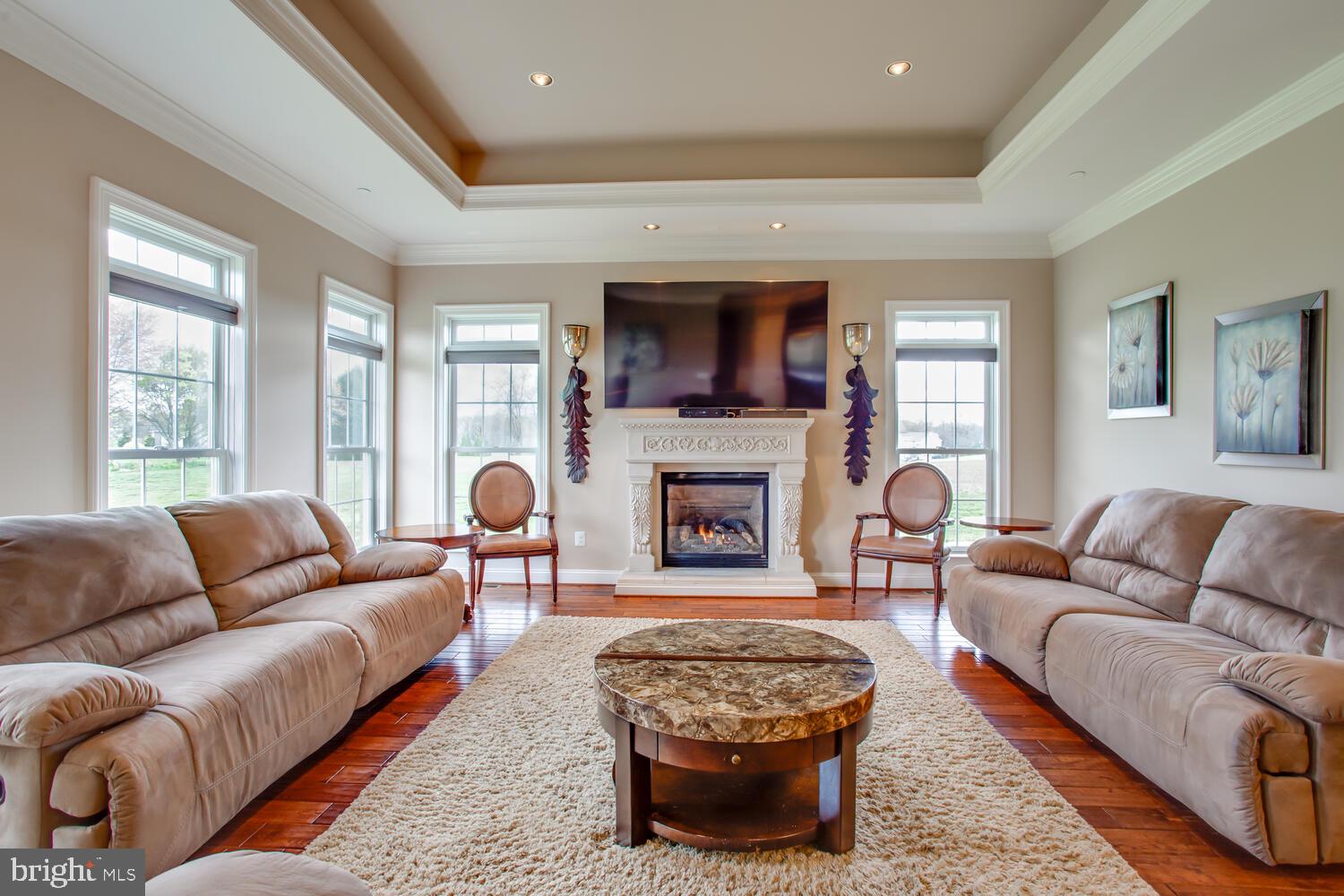 REGULARS - Residential