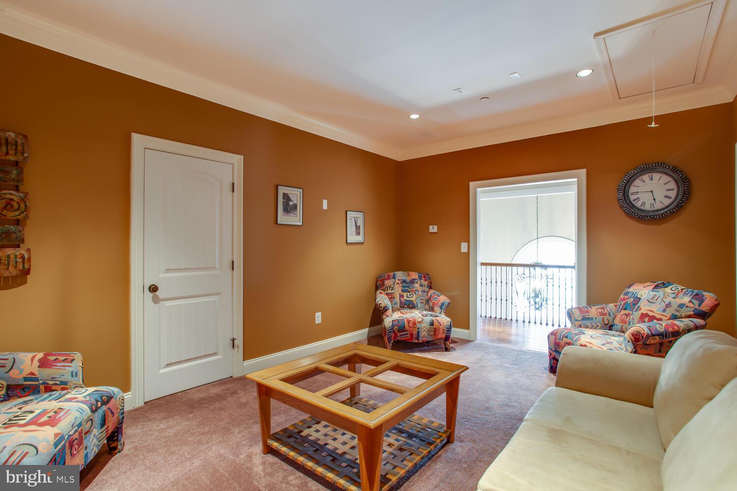 REGULARS - Residential