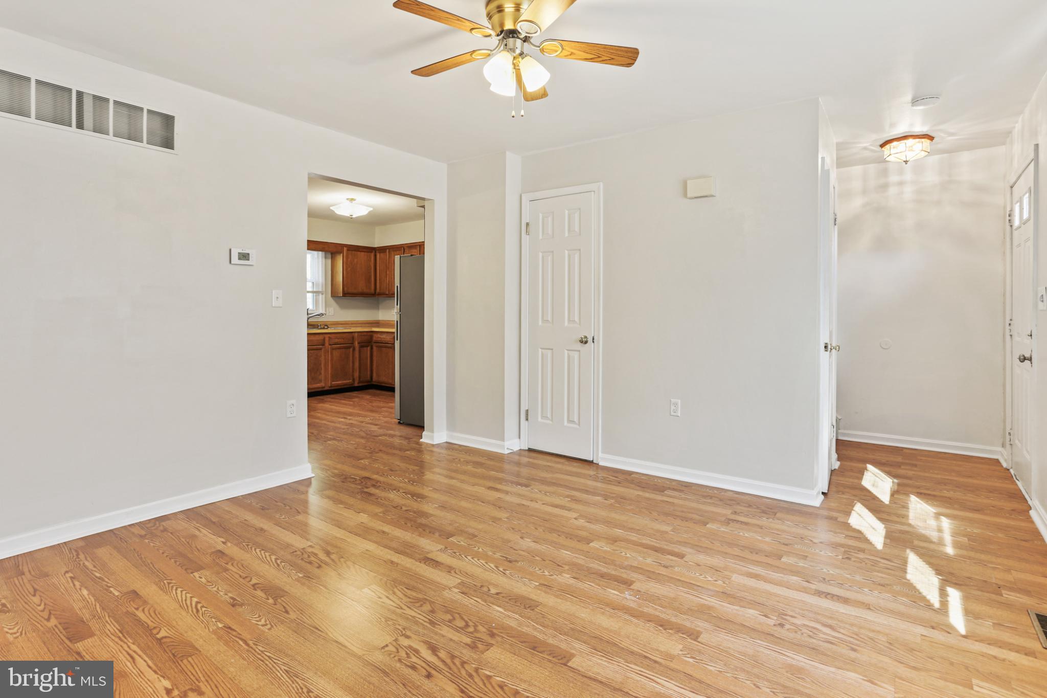 412 WINDY KNOLL DRIVE