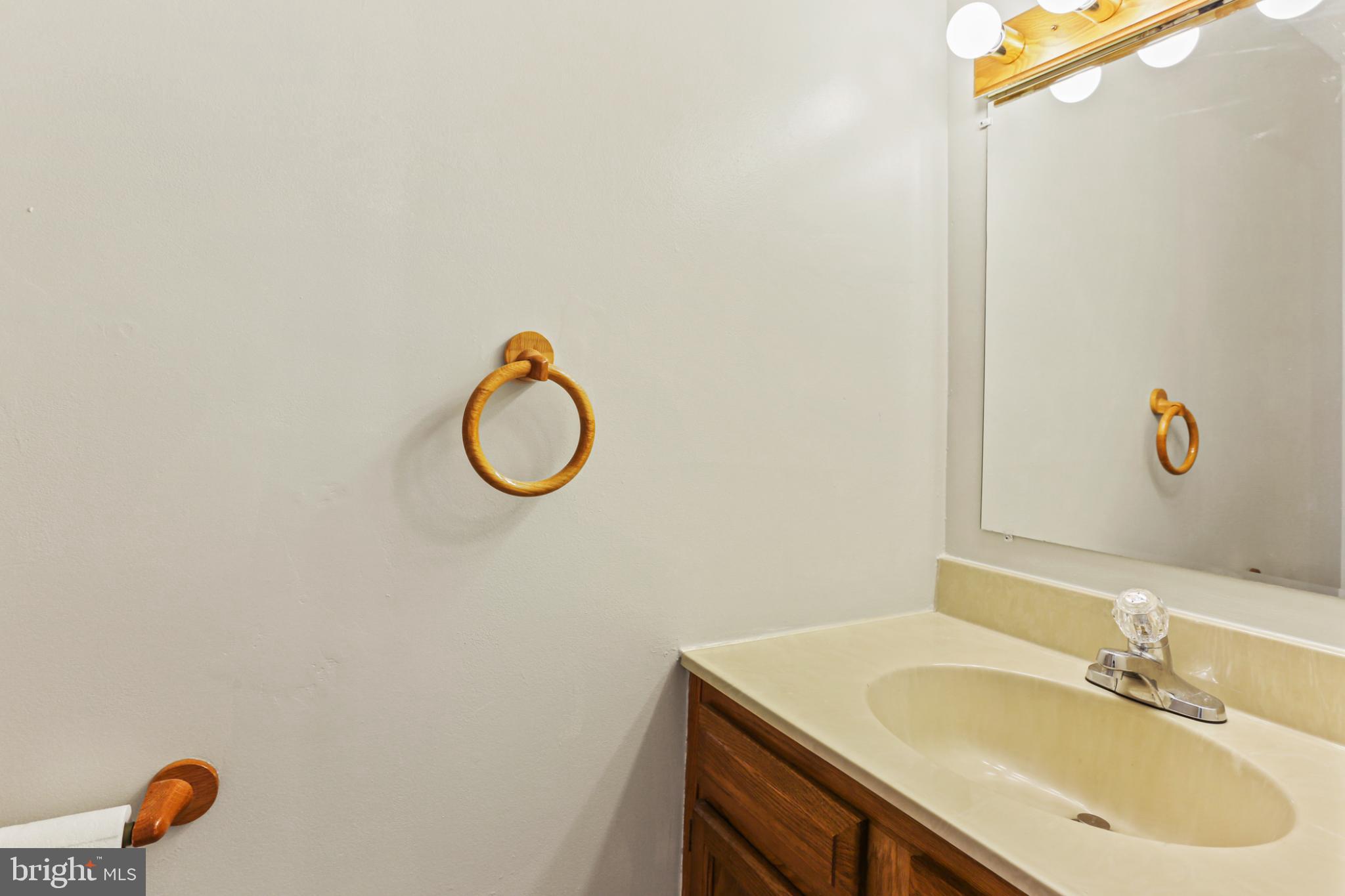 WINDY KNOLL - Residential