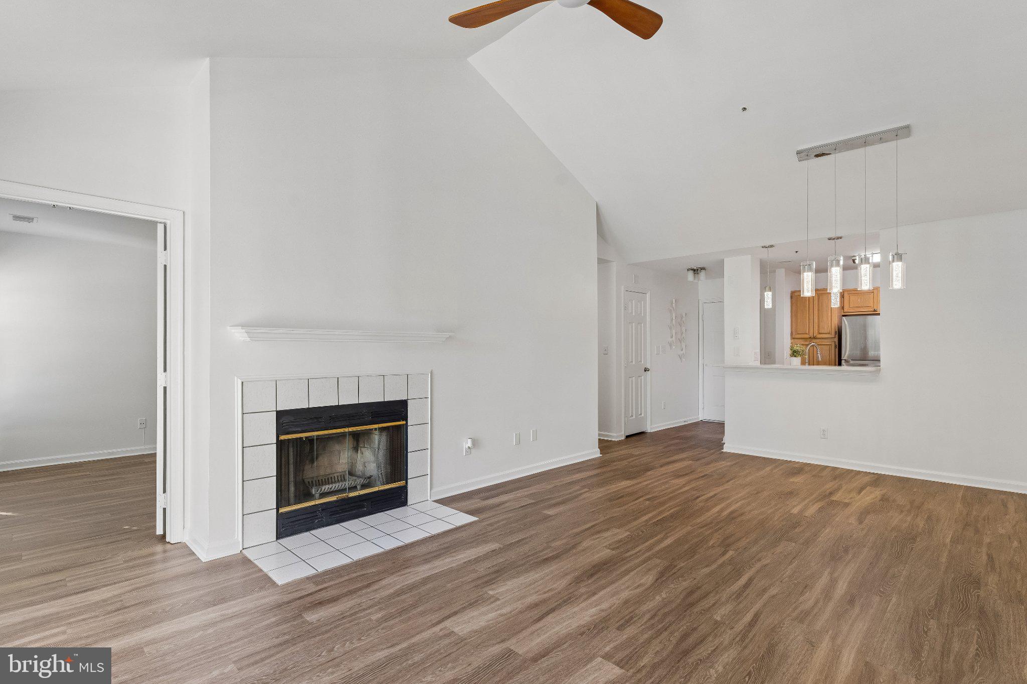 4403 SILVERBROOK LANE A301