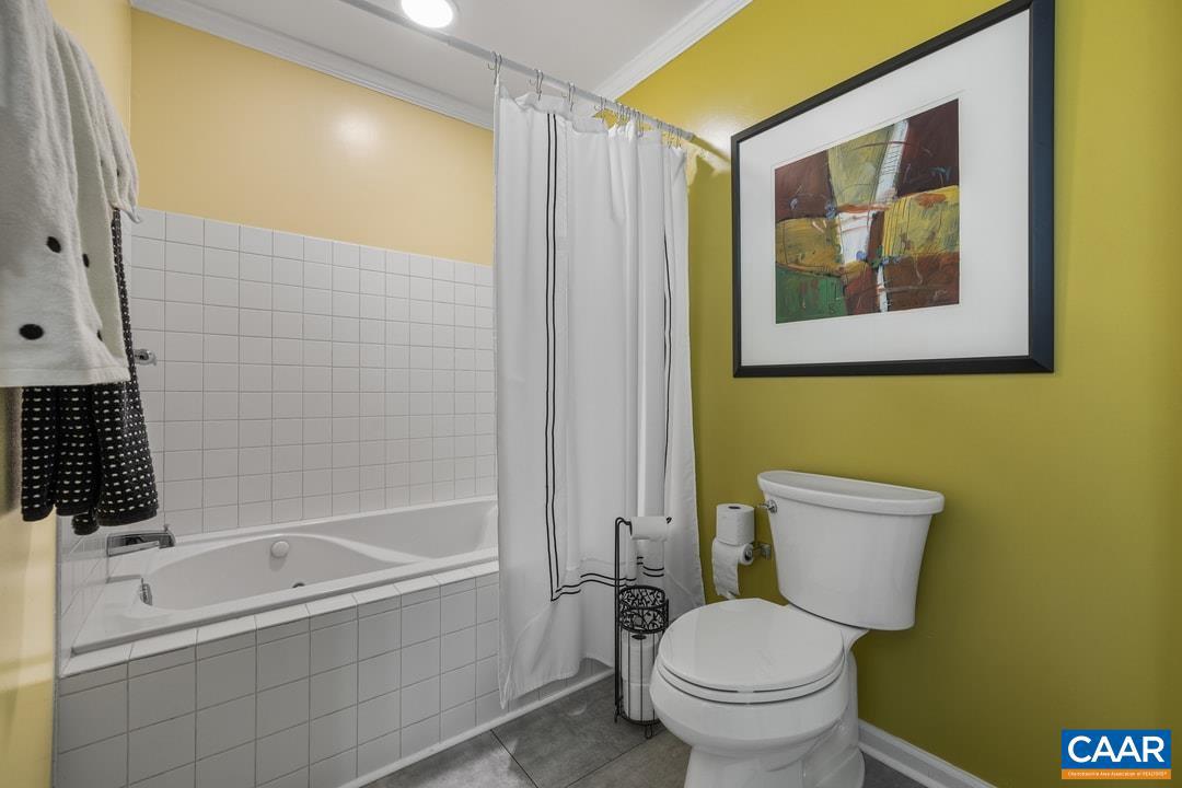 LAKE MONTICELLO - Residential