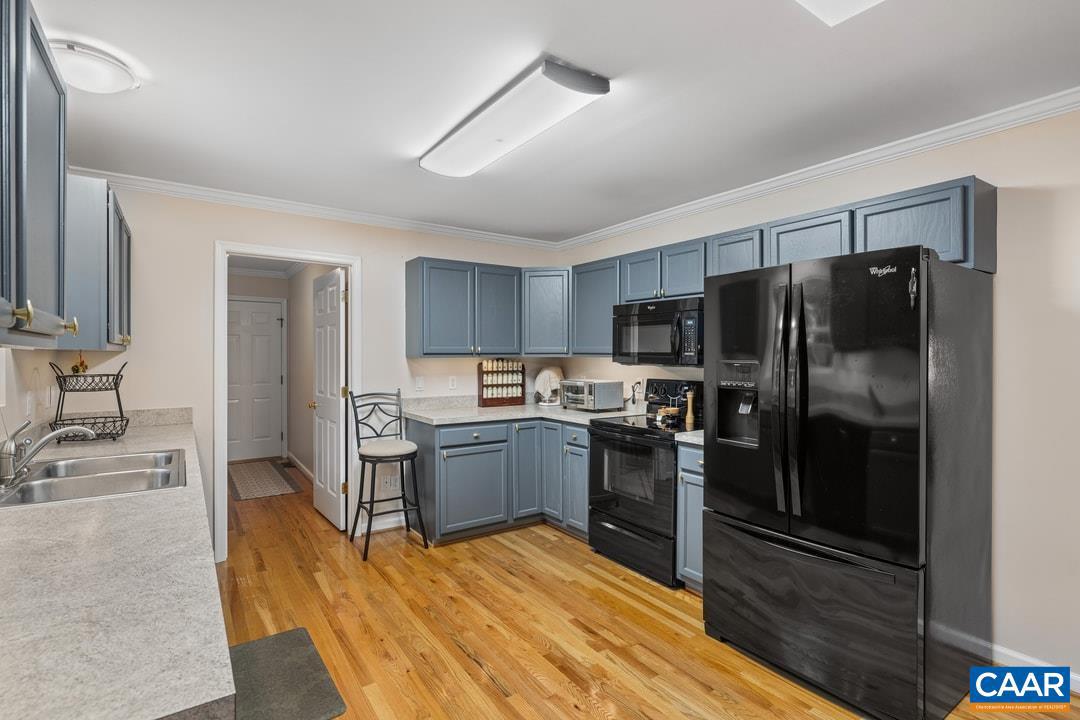 LAKE MONTICELLO - Residential