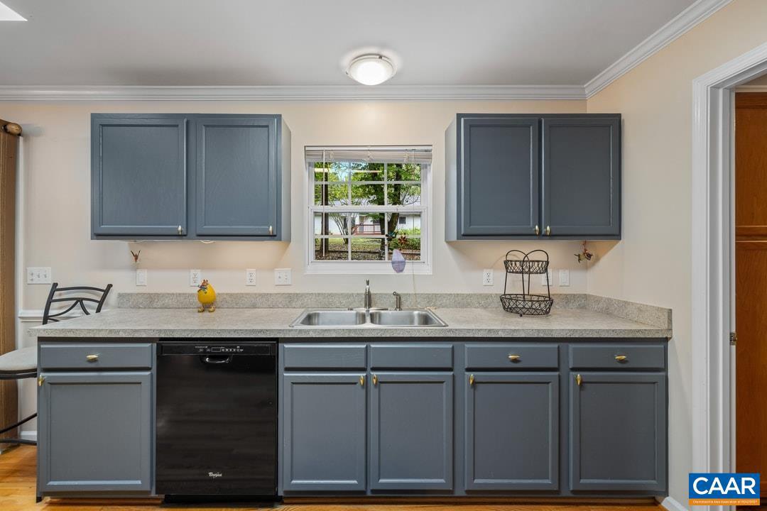 LAKE MONTICELLO - Residential