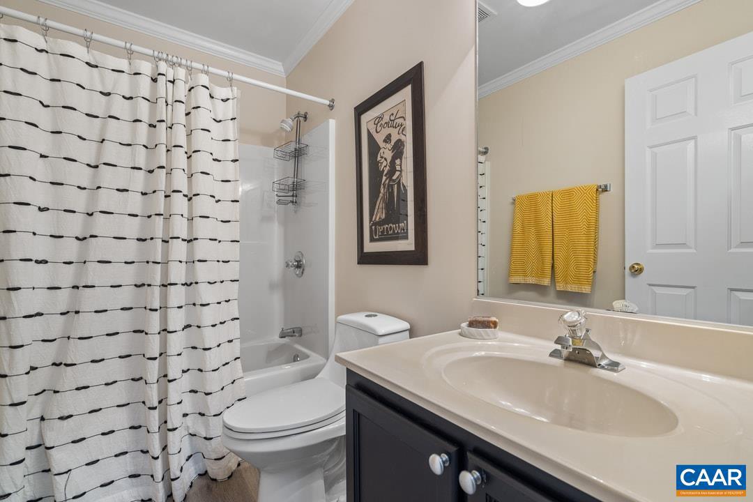 LAKE MONTICELLO - Residential