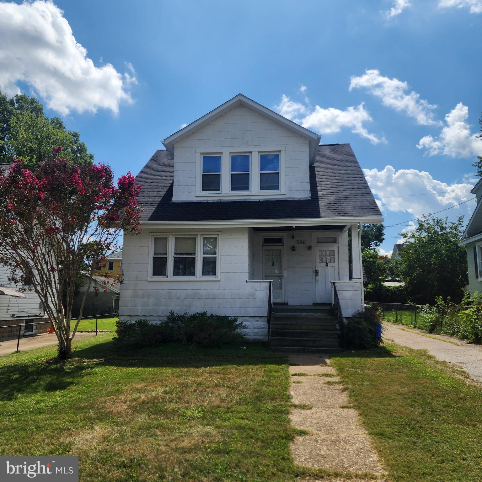 Investment opportunity in Hamilton Area! 2 unit building but could be converted to single family. Good bones but lots of cosmetic work needed. Brand new roof and just installed basement waterproofing installed. 2 garages. Property sold strictly as is