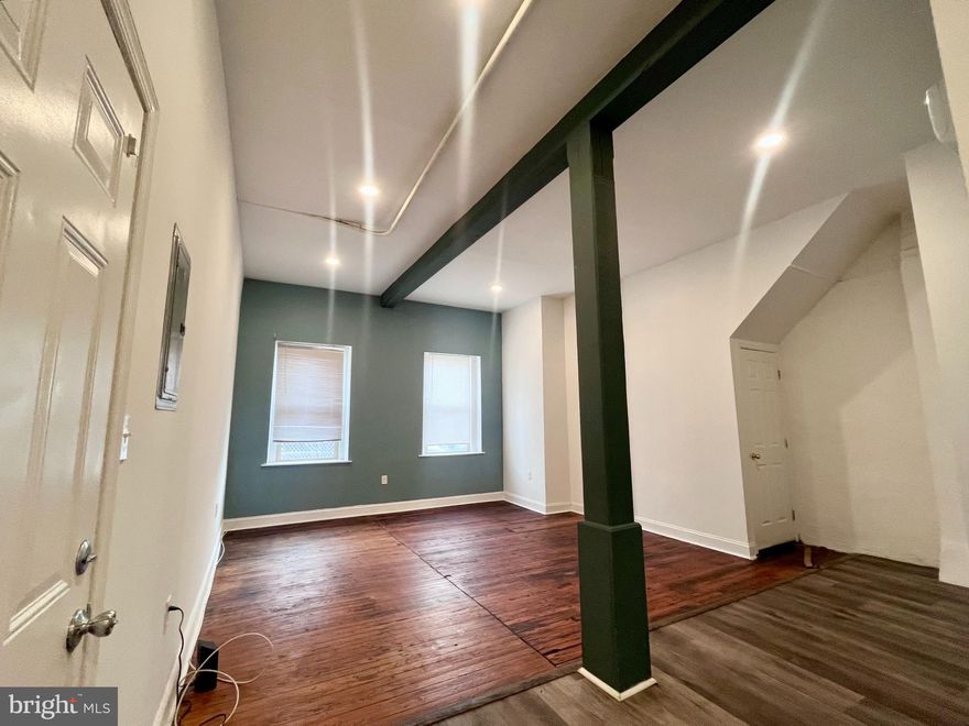 Welcome to 2126-32 Somerset St! This secluded unit features high ceilings throughout, 2 bedrooms, 1 bath (standup shower) washer/dryer, electric stove, and dish washer. The unit has private access to a basement perfect for storage.  Close to 95, Aramingo ave shopping corridor, and bus routes. Plenty of street parking. $25 flat water fee. Prospective tenant is required to fill out an application which includes a credit check and 2 months of paystubs. Pets accepted on case by case basis.