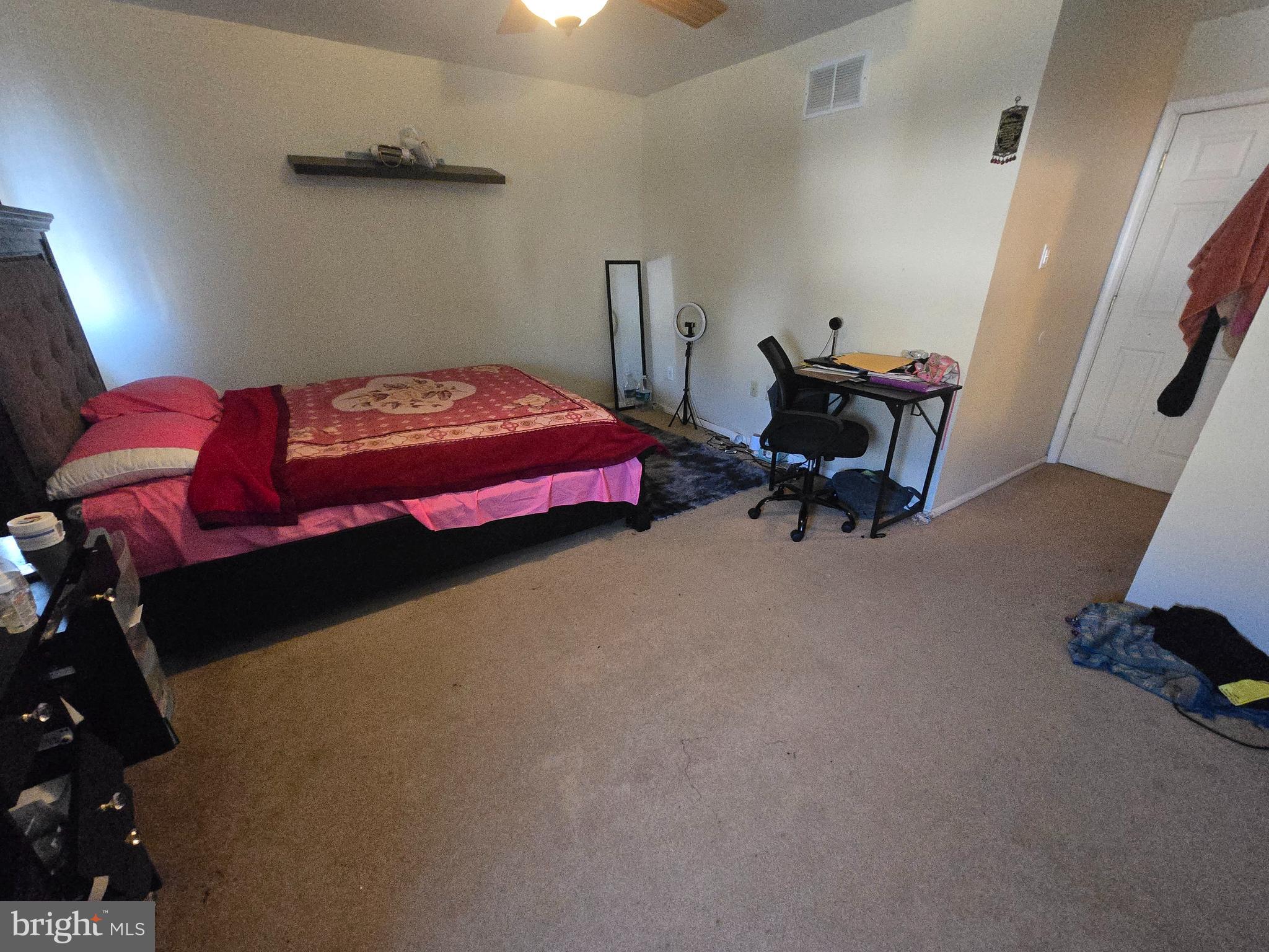 HOLMESBURG - Residential