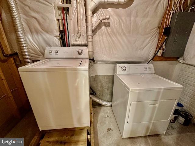 LEXINGTON COURT - Residential Lease