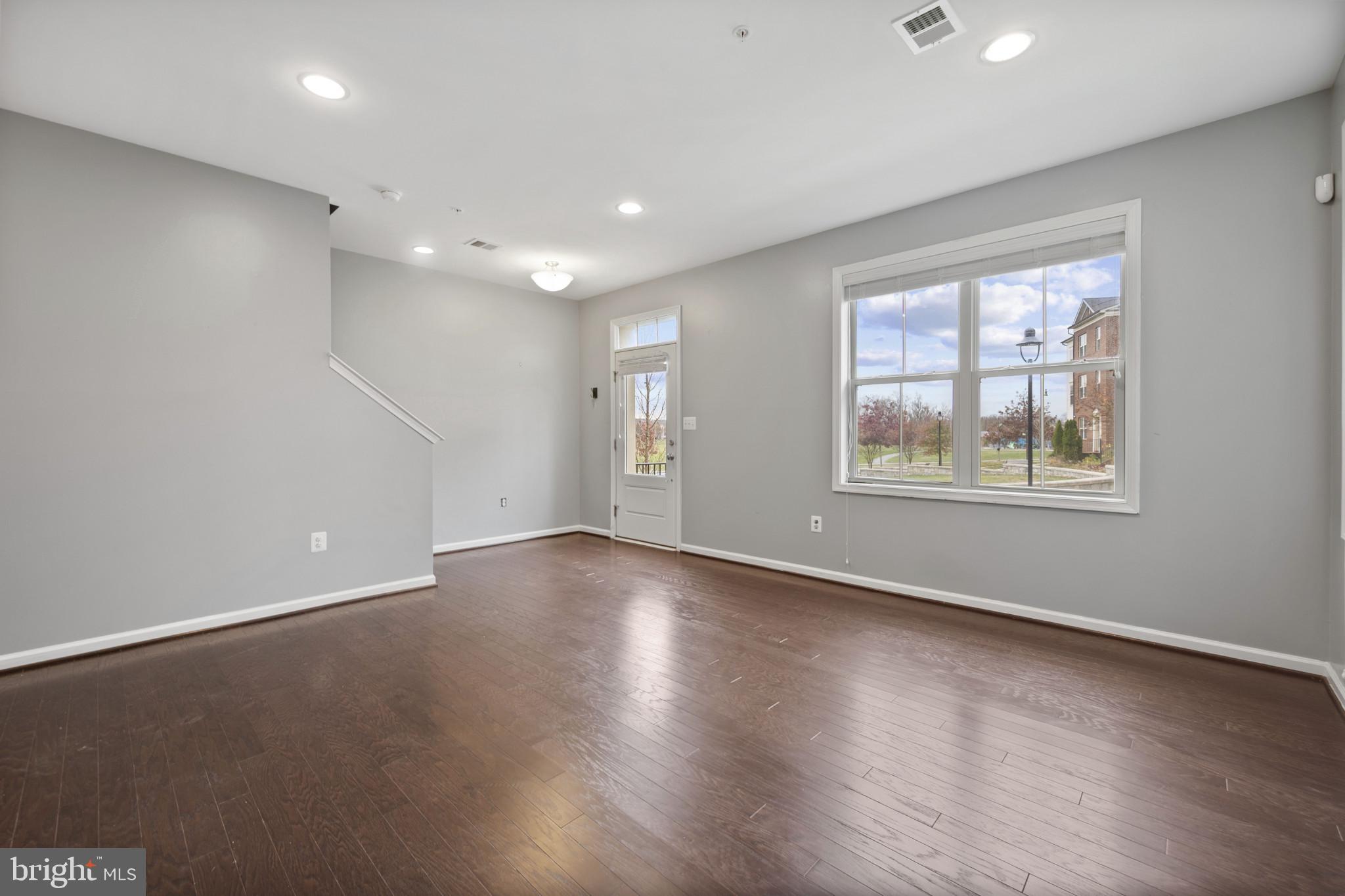 CABIN BRANCH - Residential