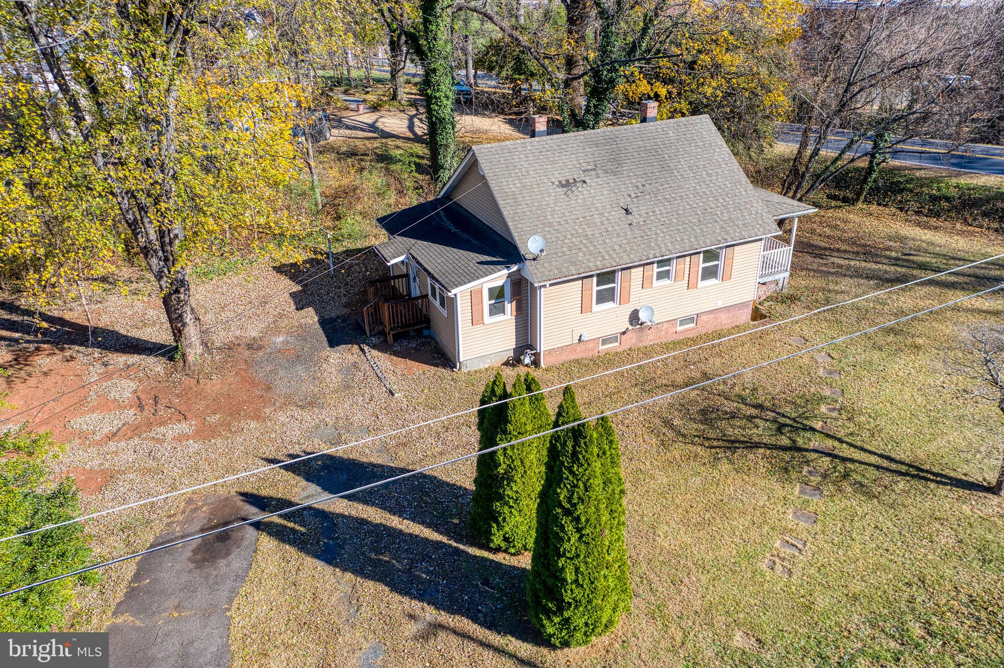 SAUNDERS - Residential