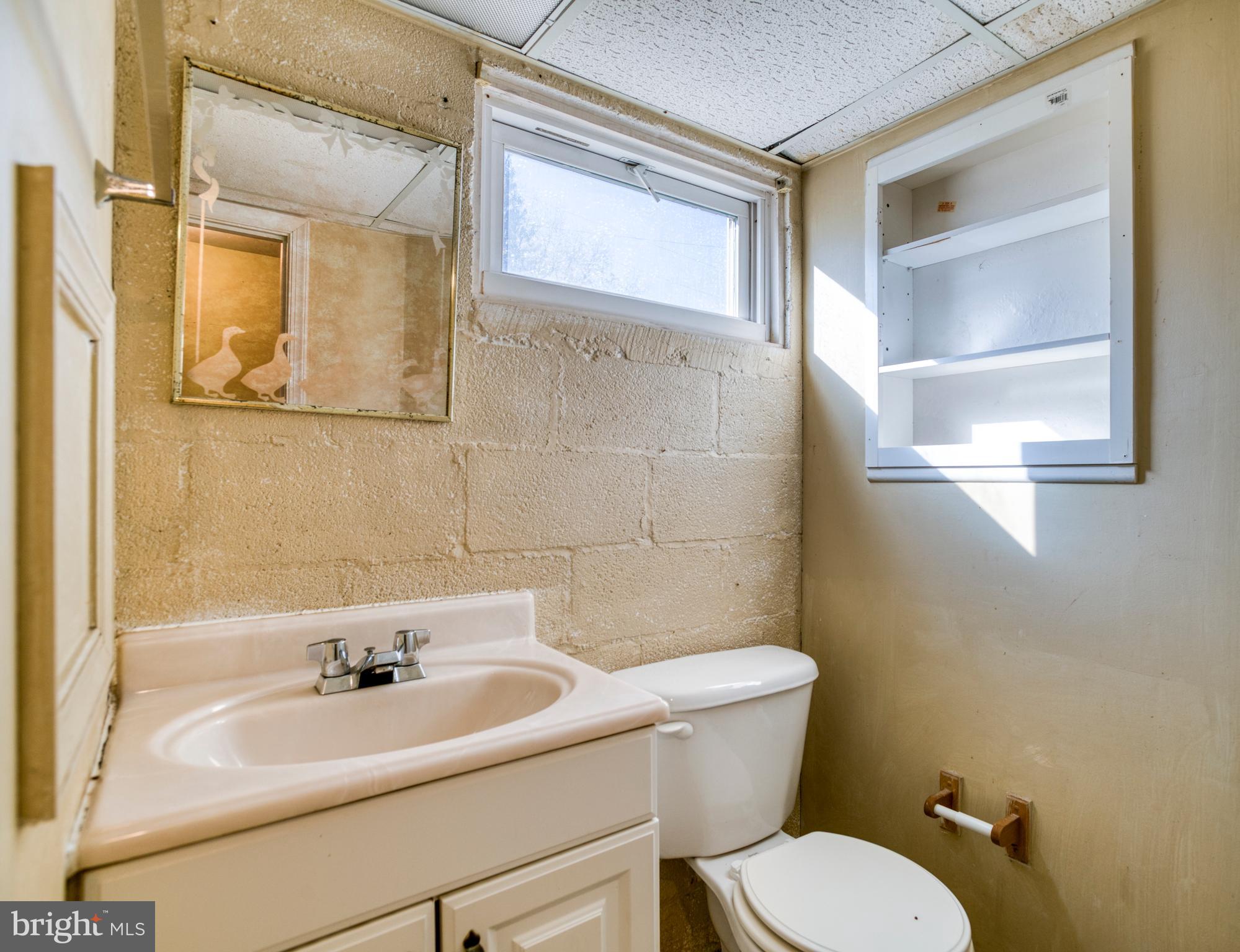 SAUNDERS - Residential