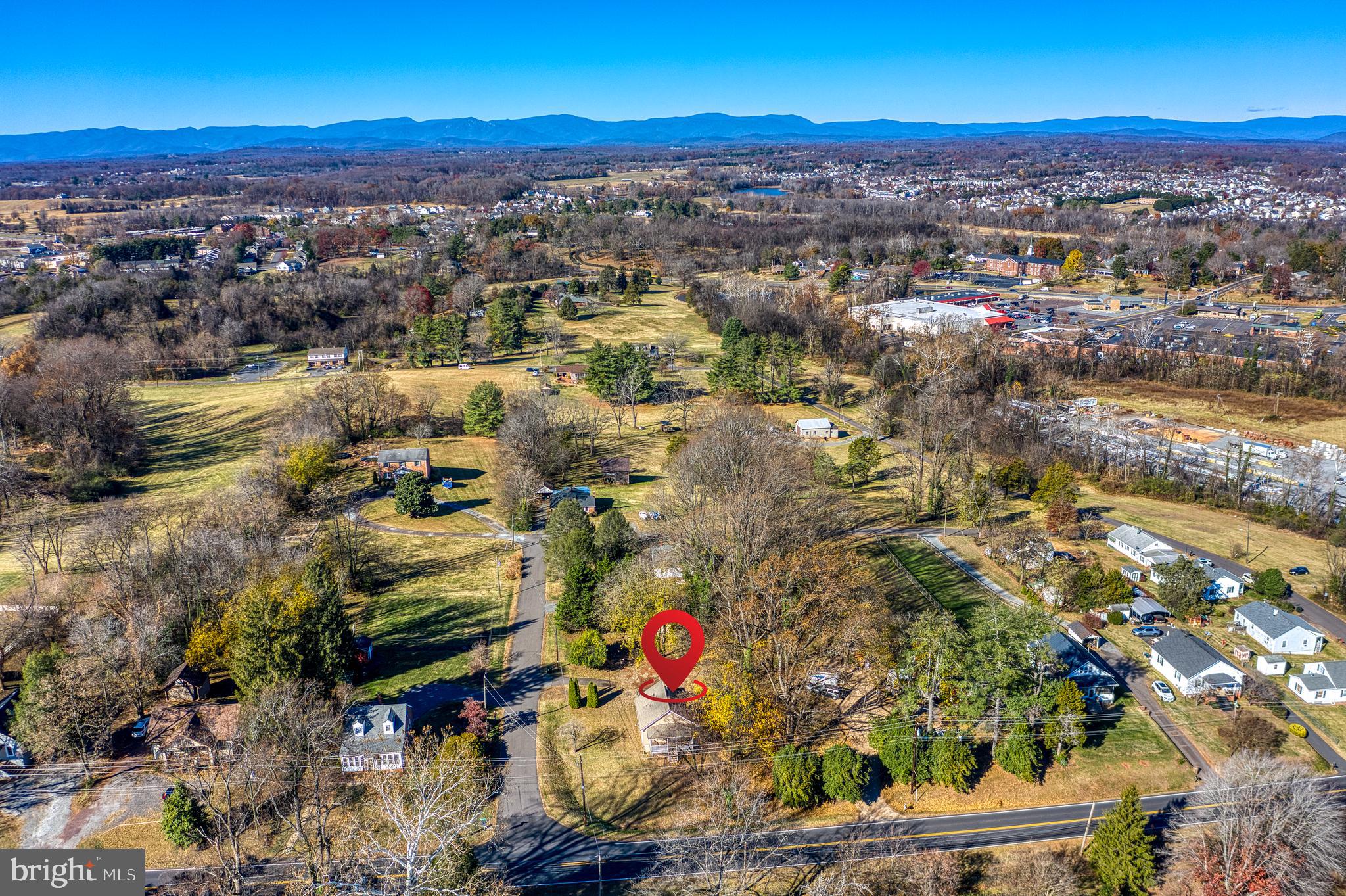 SAUNDERS - Residential