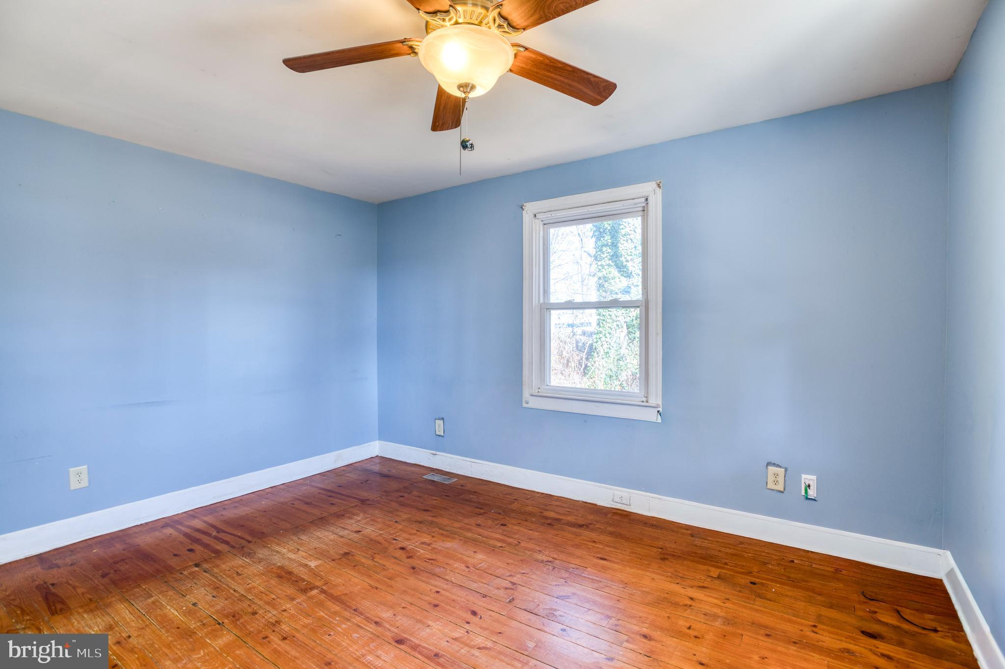 SAUNDERS - Residential